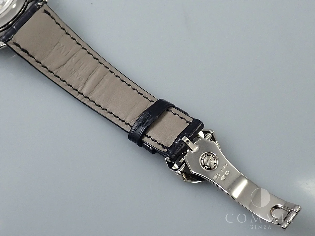 パテックフィリップ アニュアルカレンダー Ref.5205G-013 ホワイトゴールド ブルーブラックグラデーション文字盤 - Image 9