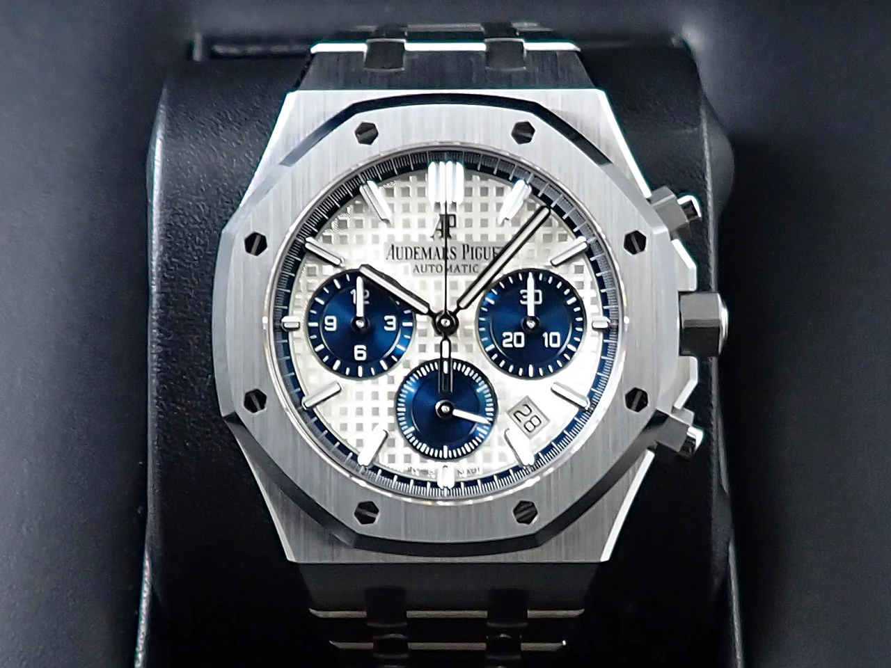 オーデマピゲ ロイヤルオーク クロノグラフ Ref.26315ST.OO.1256ST.01 ステンレススチール シルバー文字盤 - Image 2