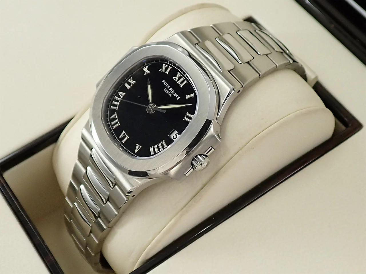 パテックフィリップ ノーチラス Ref.3800/1A-001 ステンレススチール ブラック文字盤 - Image 4
