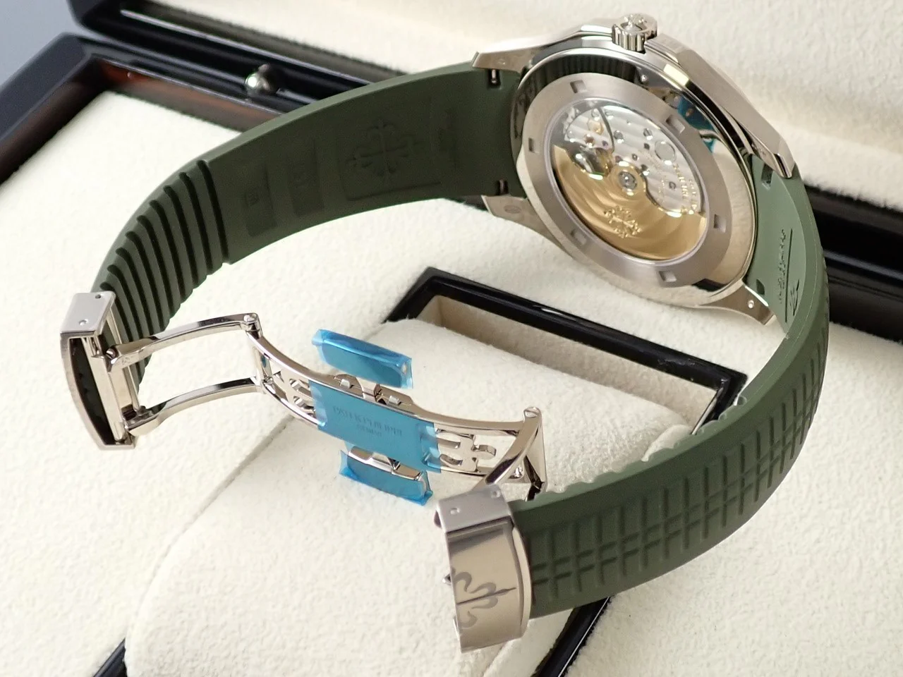 パテックフィリップ アクアノート Ref.5168G-010 ホワイトゴールド カーキグリーン文字盤 - Image 7