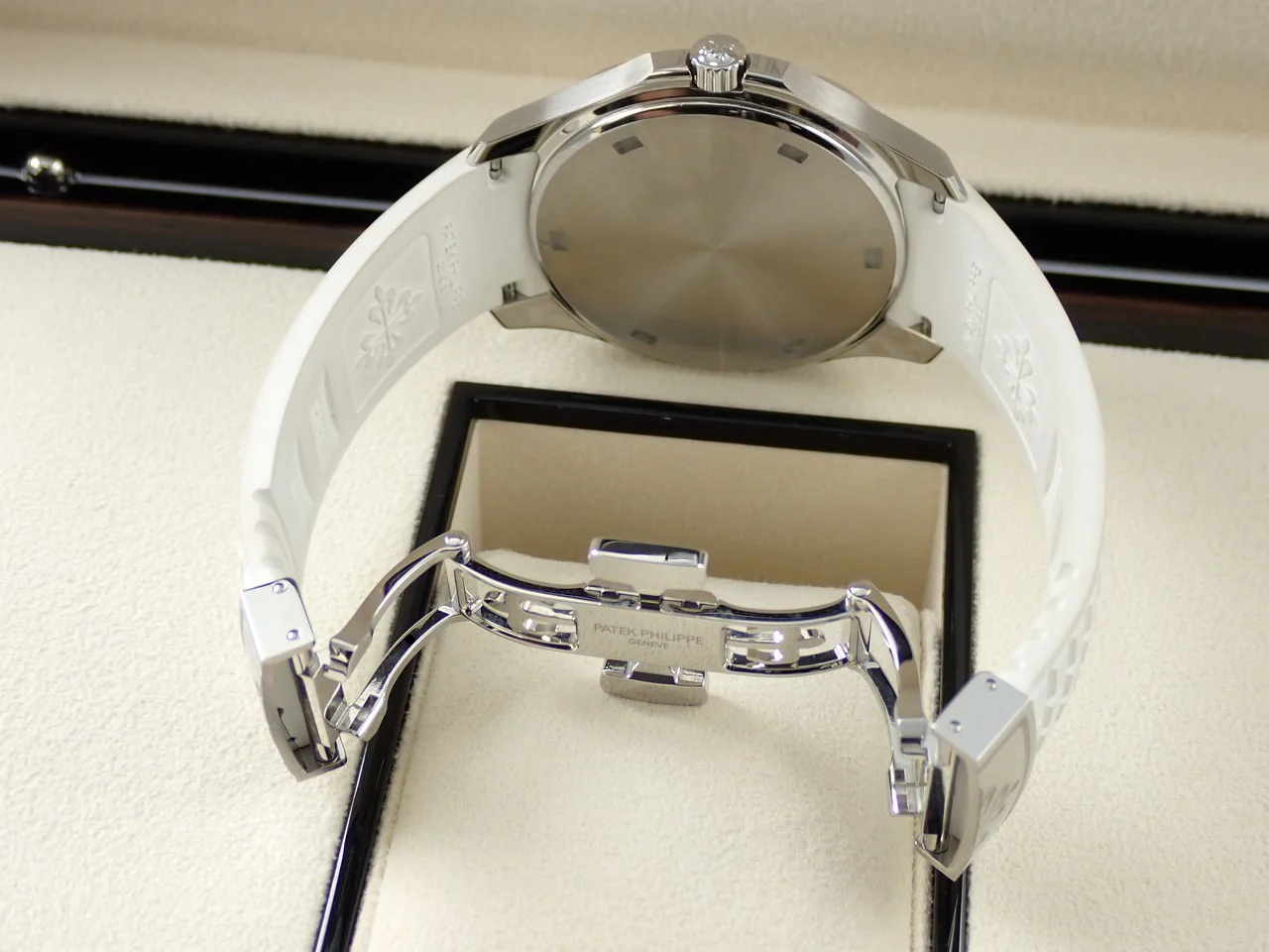 パテックフィリップ アクアノート Ref.5267/200A-010 ステンレススチール ホワイト文字盤 - Image 8