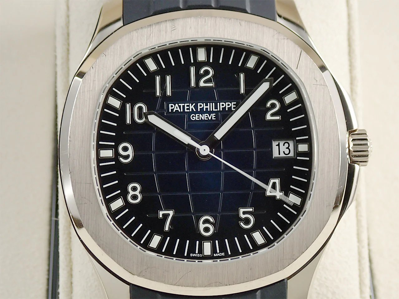パテックフィリップ アクアノート Ref.5168G-001 ホワイトゴールド ミッドナイトブルー文字盤 - Image 3