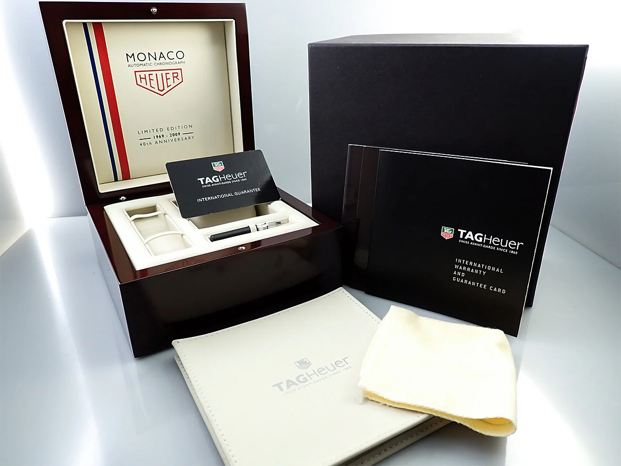 タグホイヤー モナコ クロノグラフ 40周年記念限定モデル Ref.CAW211A.EB0026 ブルー文字盤 中古 1KXXARKK - Image 9