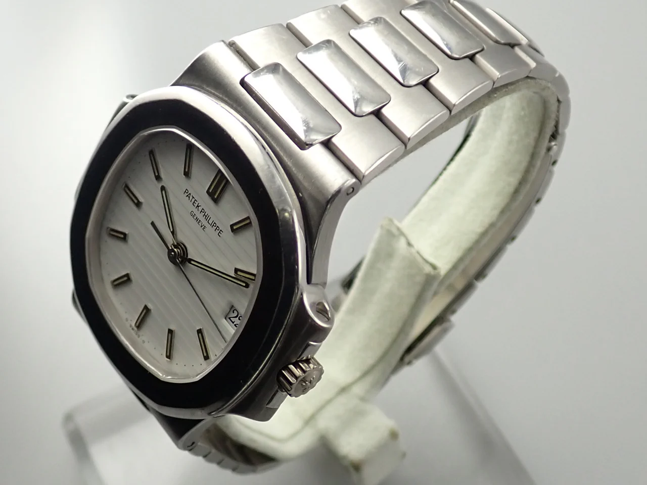 パテックフィリップ ノーチラス Ref.3800/1 ステンレススチール ホワイト文字盤 - Image 4