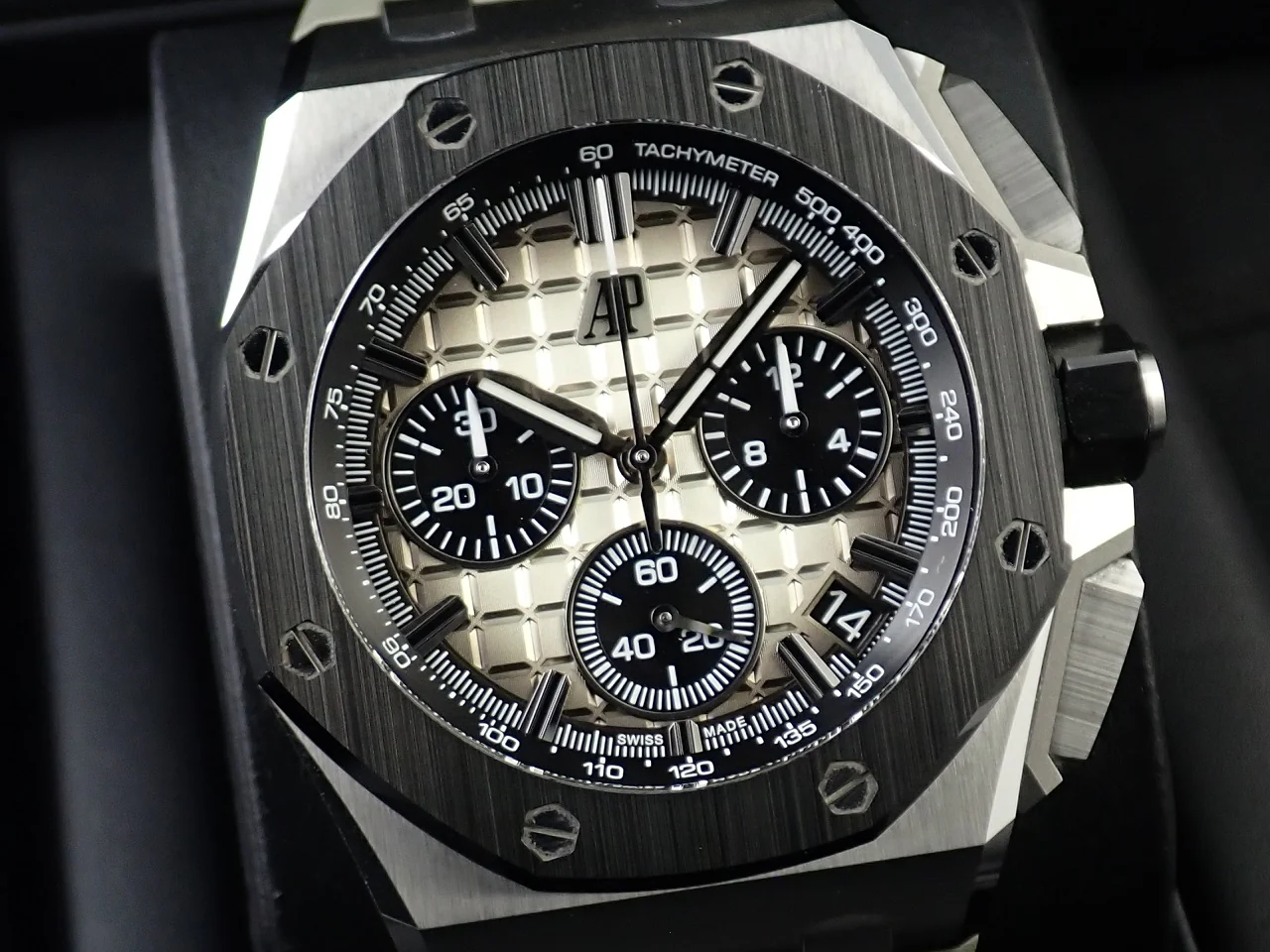 オーデマピゲ ロイヤルオーク オフショア クロノグラフ Ref.26420SO.OO.A600CA.01 ステンレススチール スモークブラウン文字盤 - Image 3