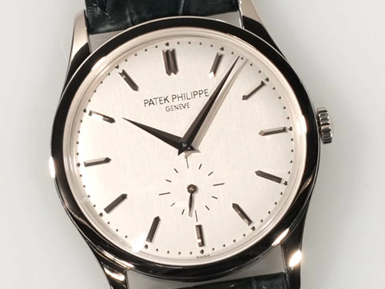 パテックフィリップ カラトラバ Ref.5196G-001 ホワイトゴールド シルバー文字盤 - Image 3