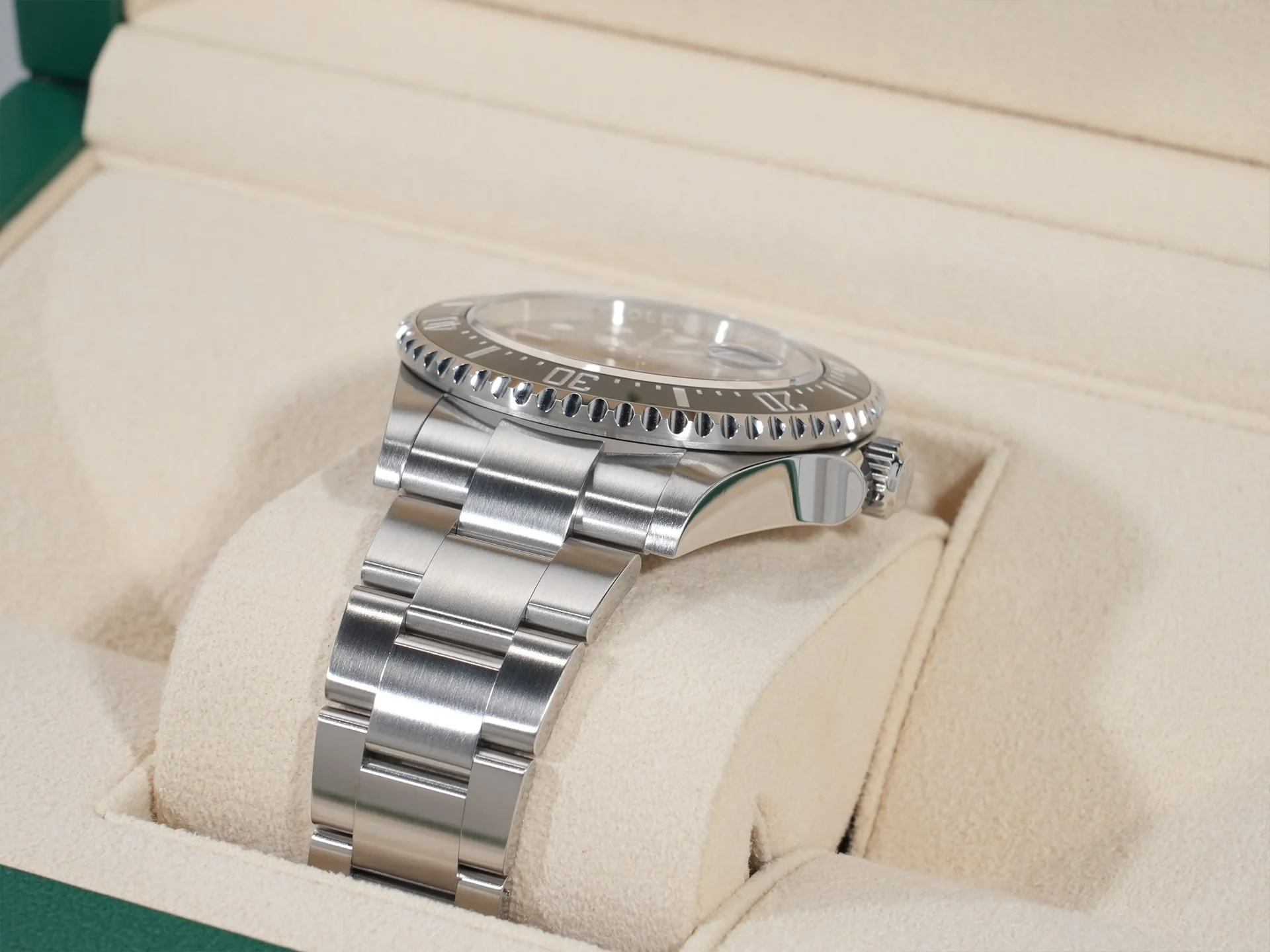 ロレックス シードゥエラー Ref.126600 ステンレススチール ブラック文字盤 - Image 6
