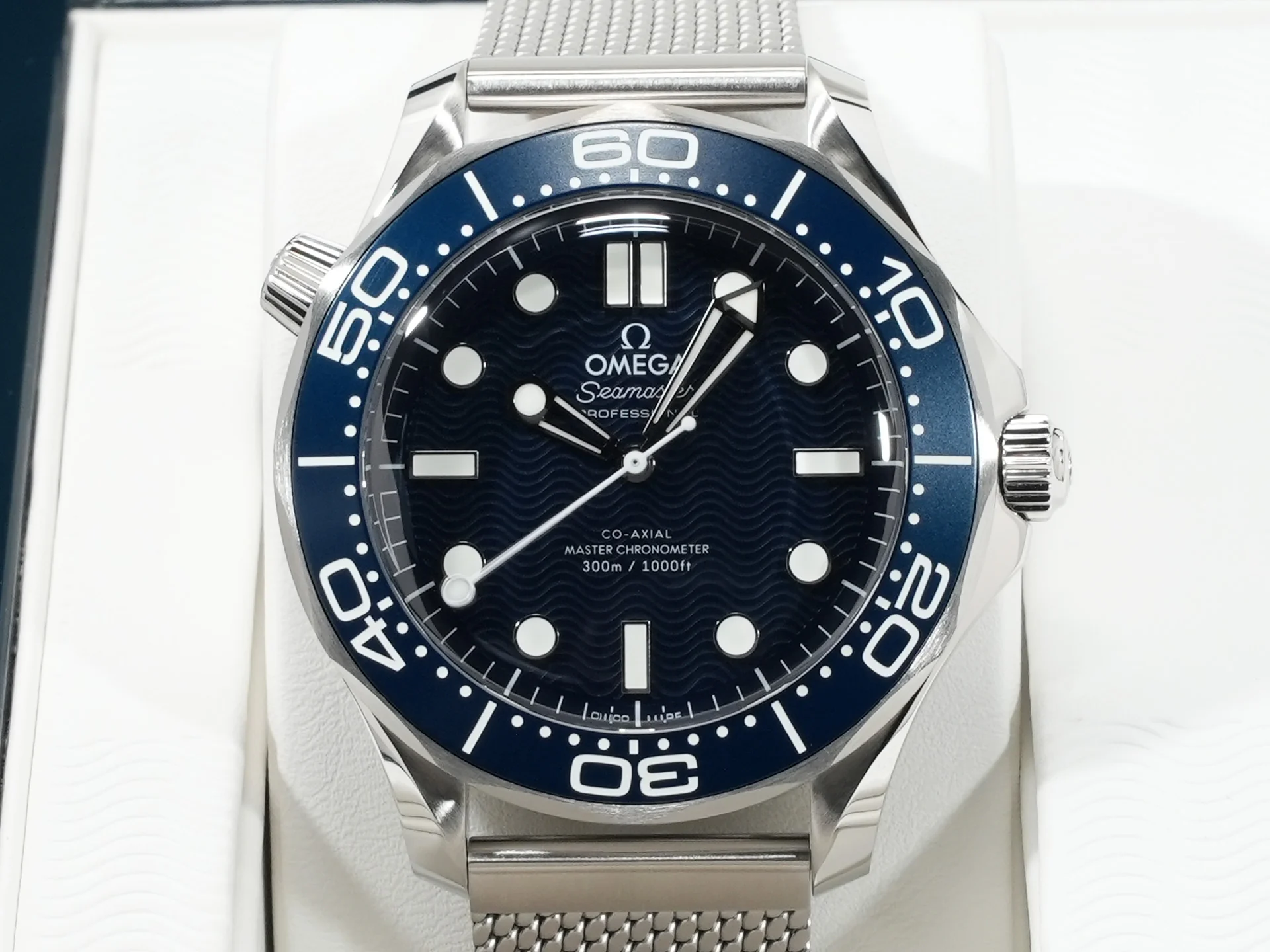 オメガ シーマスター ダイバー 300M コーアクシャル マスター クロノメーター 42MM Ref.210.30.42.20.03.002 ブルー文字盤 未使用 2nq7hsds - Image 2