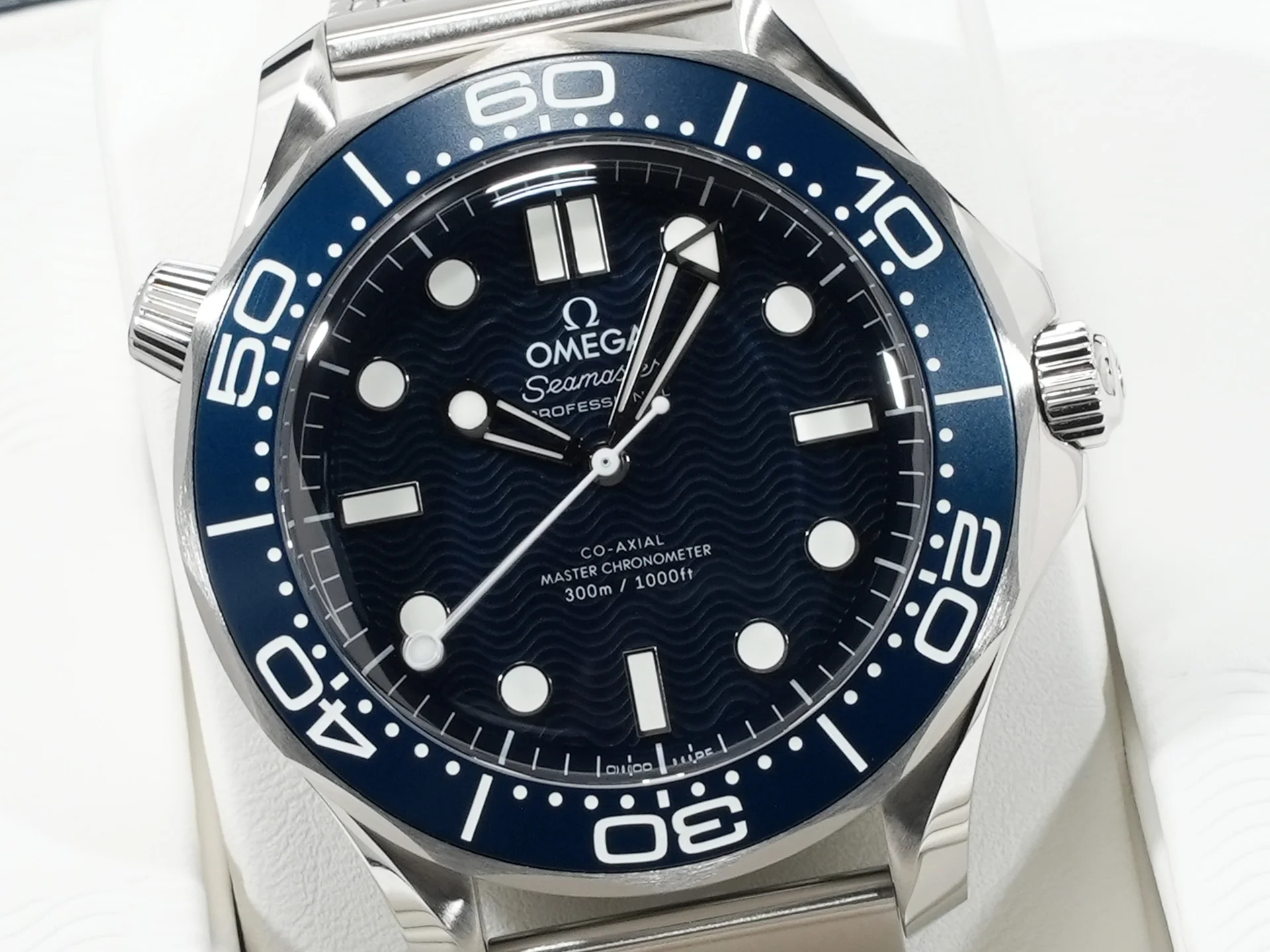 オメガ シーマスター ダイバー 300M コーアクシャル マスター クロノメーター 42MM Ref.210.30.42.20.03.002 ブルー文字盤 未使用 2nq7hsds - Image 3