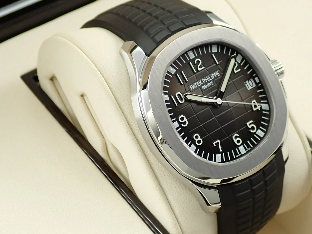 パテックフィリップ アクアノート Ref.5167A-001 ステンレススチール ブラック文字盤 - Image 5