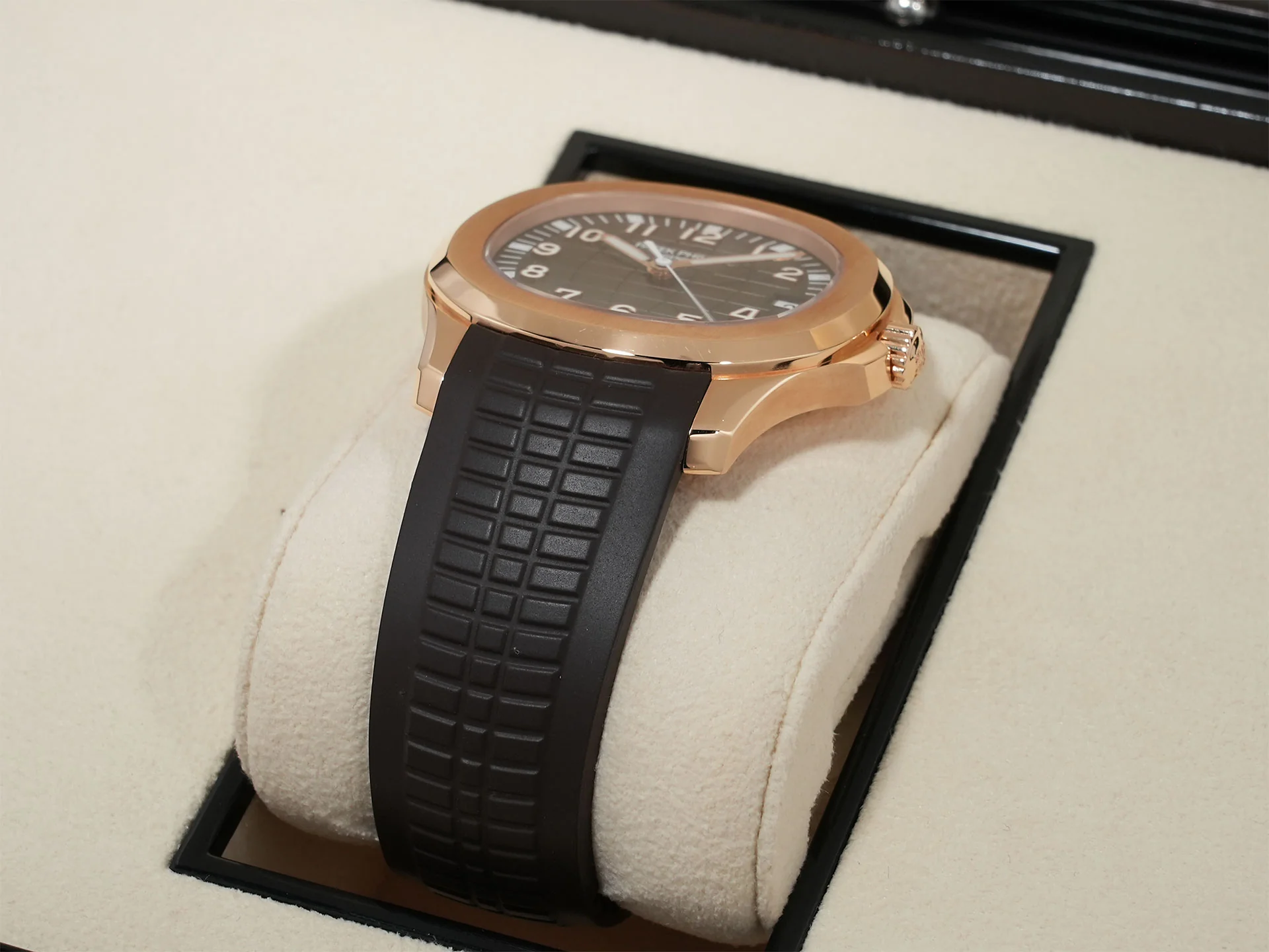 パテックフィリップ アクアノート Ref.5167R-001 ローズゴールド ブラウン文字盤 美中古 2t47qdym - Image 6