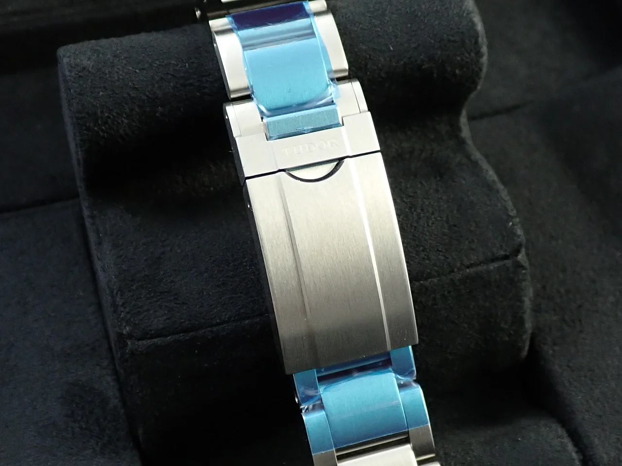 チューダー(チュードル) レンジャー Ref.79950 ブラック文字盤 未使用 3F3Z9A40 - Image 6