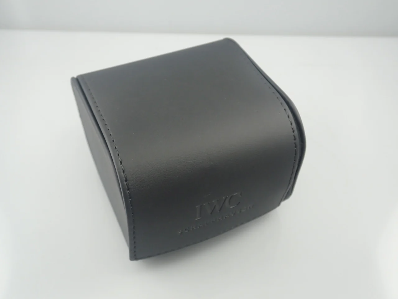 IWC ヨットクラブ クォーツ Ref.- ホワイト文字盤 中古 3XUXA237 - Image 9