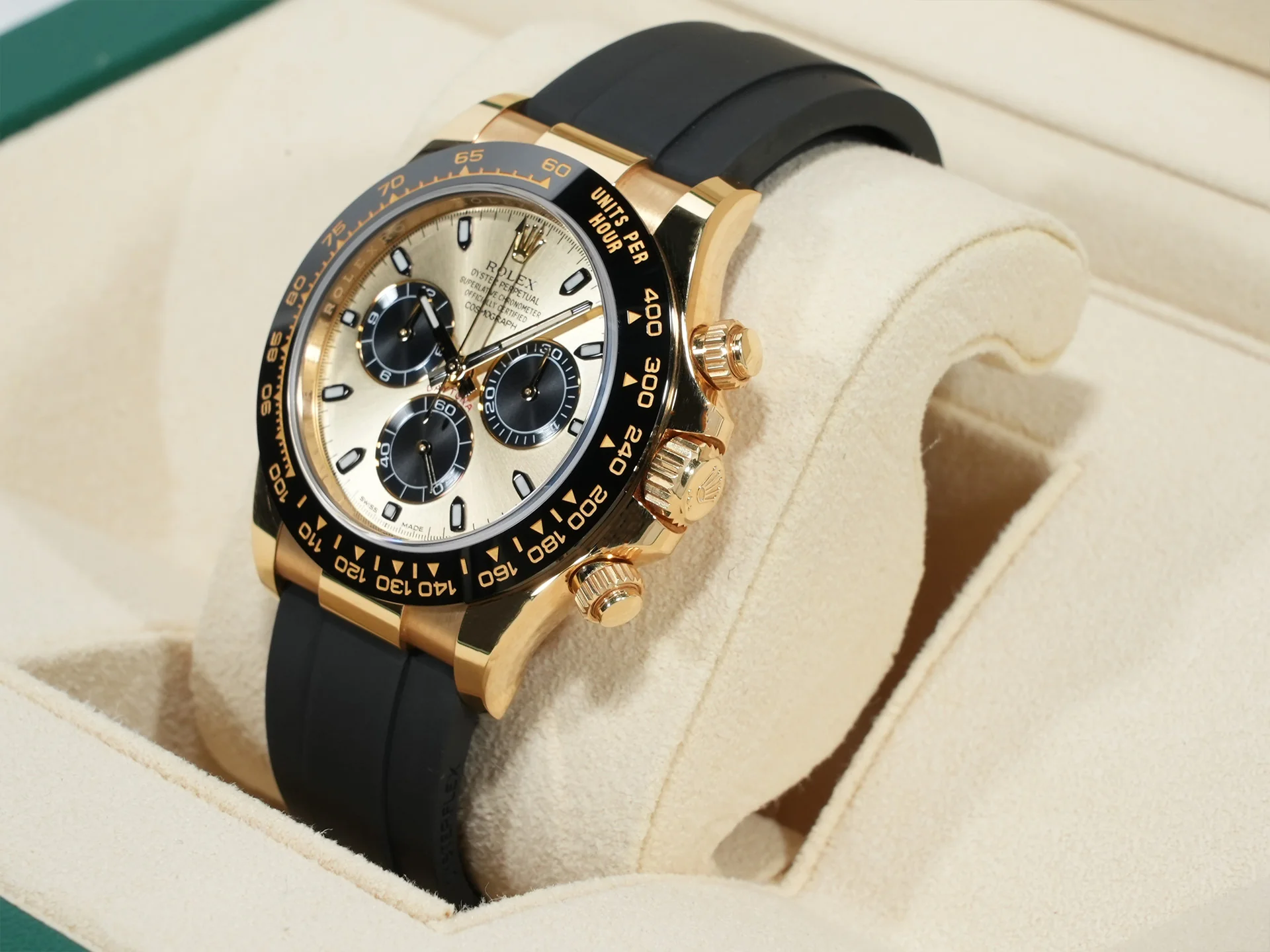 ロレックス デイトナ Ref.116518LN イエローゴールド シャンパンxブラック文字盤 中古 3zbtii55 - Image 4