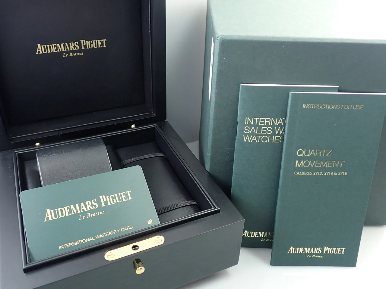 オーデマピゲ ロイヤルオーク クォーツ Ref.67650ST.OO.1261ST.01 ステンレススチール ブラック文字盤 - Image 10