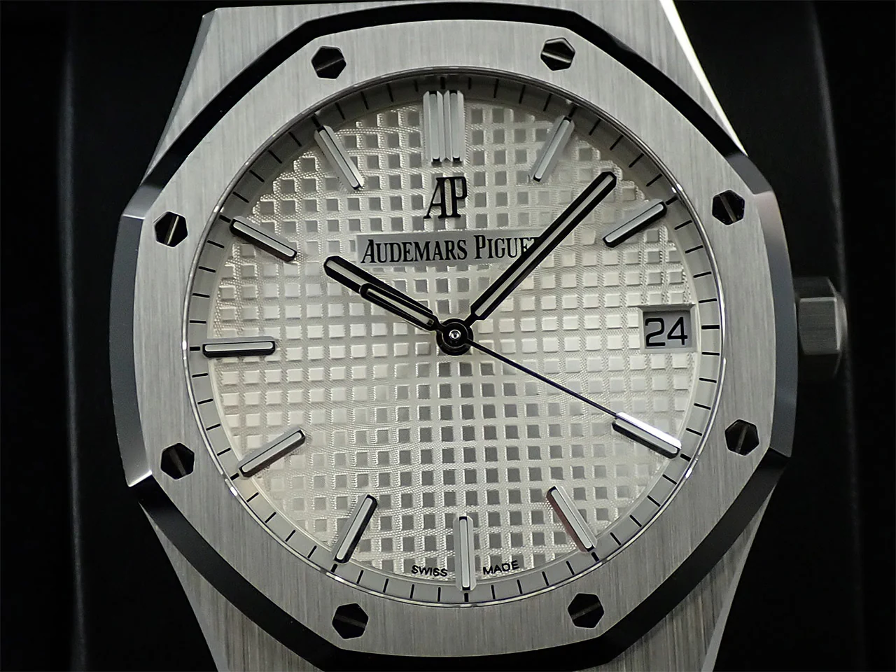 オーデマピゲ ロイヤルオーク Ref.15500ST.OO.1220ST.04 ステンレススチール シルバー文字盤 - Image 3