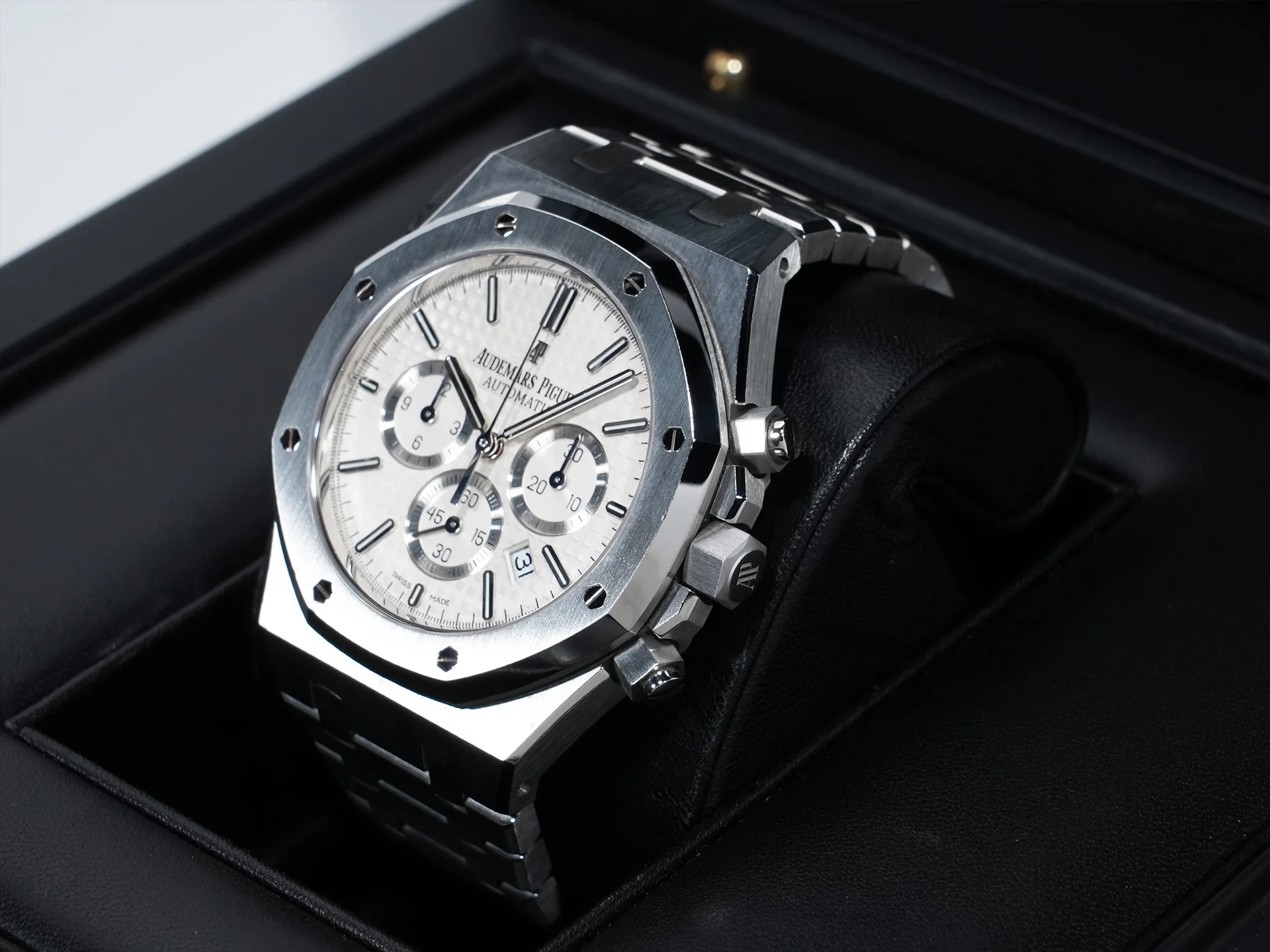 オーデマピゲ ロイヤルオーク クロノグラフ Ref.26320ST.OO.1220ST.02 ステンレススチール シルバー文字盤 中古 4axi2eo7 - Image 4