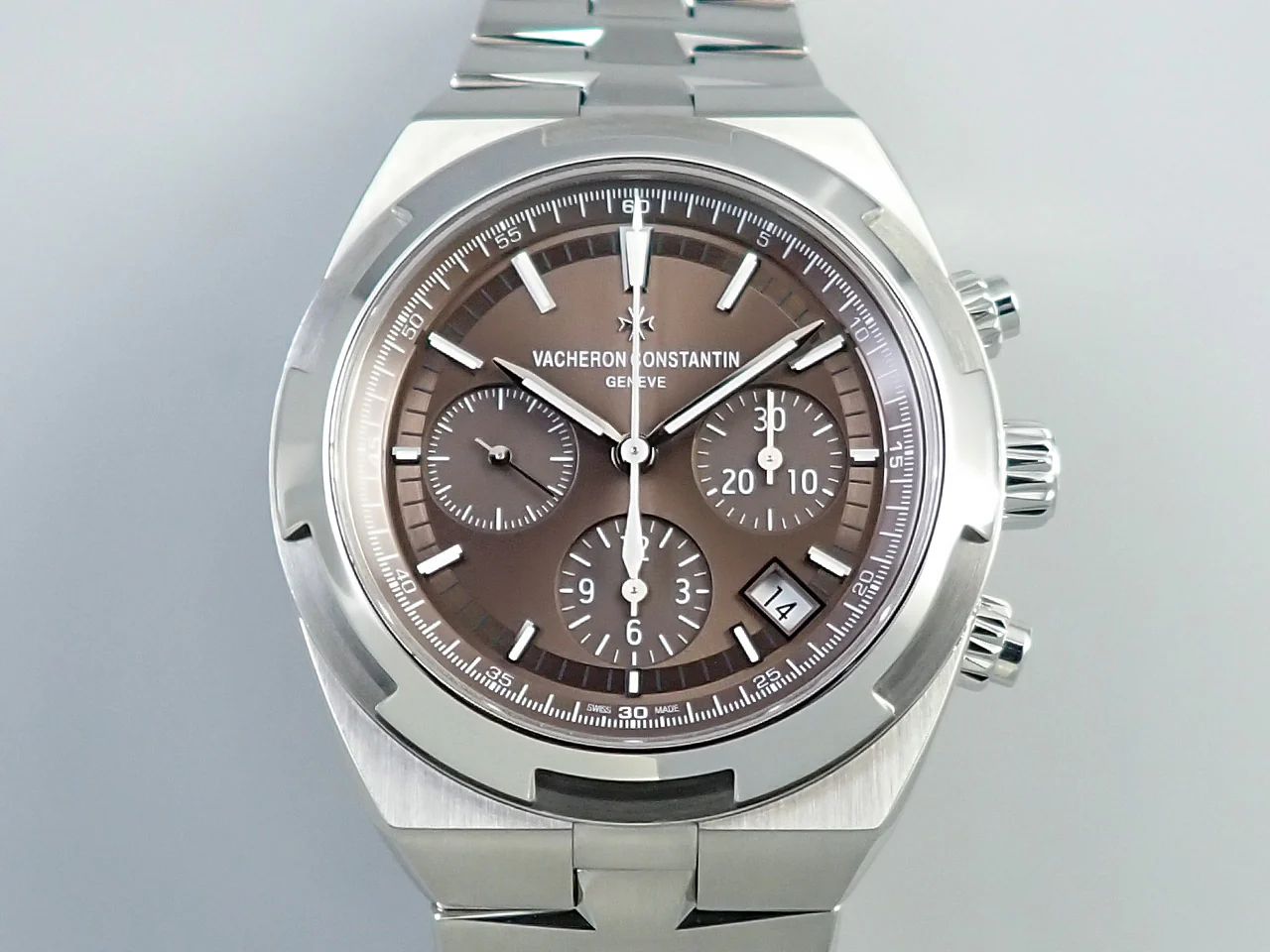 ヴァシュロンコンスタンタン オーヴァーシーズ クロノグラフ Ref.5500V/110A-B147 ブラウン文字盤 美品 4U62K3MH - Image 2