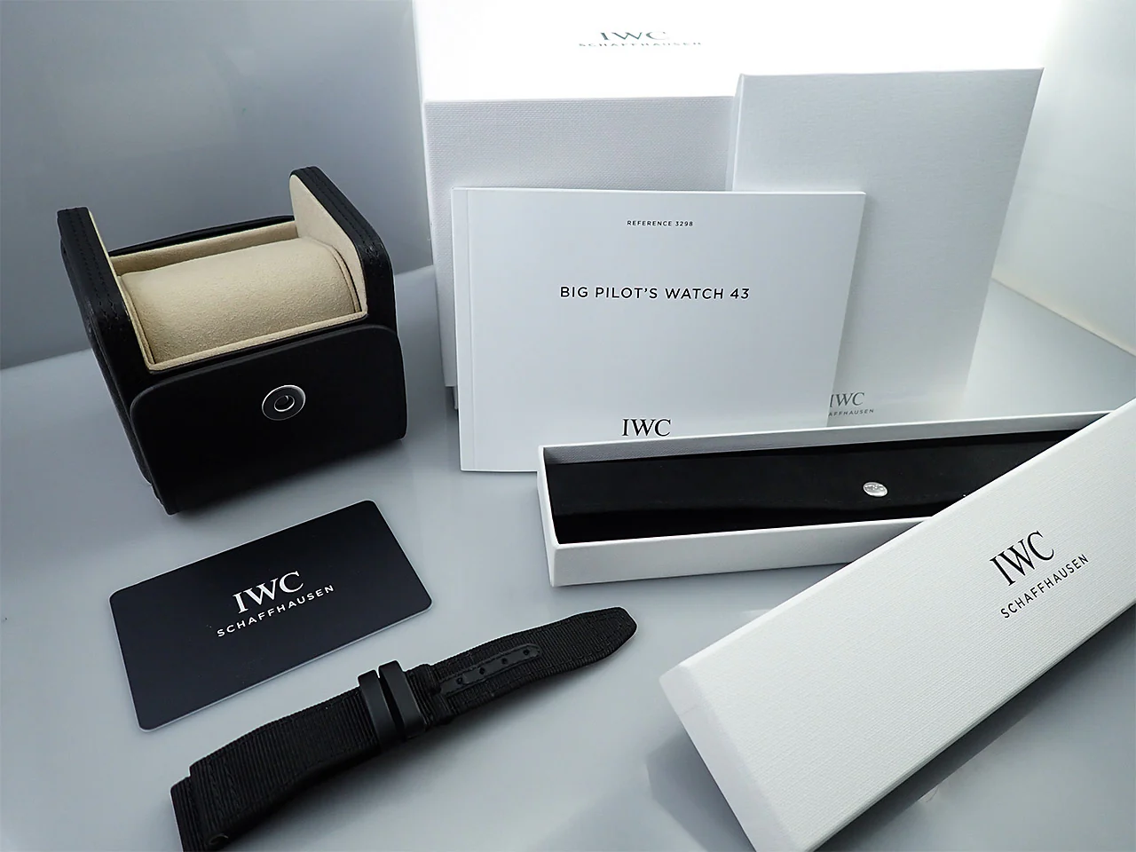 IWC ビッグパイロットウォッチ 43 トップガン  Ref.IW329801 ブラック文字盤 未使用 4W736MY4 - Image 8