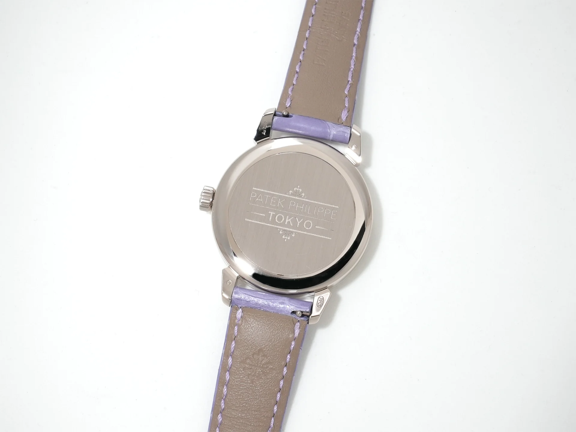 パテックフィリップ カラトラバ グランド エキシビジョン 東京2023 Ref.7127G-010 ホワイトゴールド ライラックトーン(パープル)文字盤 未使用 4xqjazwh - Image 6
