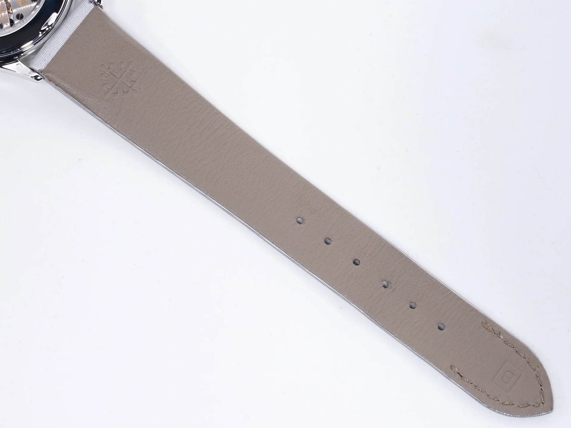パテックフィリップ カラトラバ Ref.4897G-010 ホワイトゴールド シルバーグレー文字盤 美品 56at3i4j - Image 10