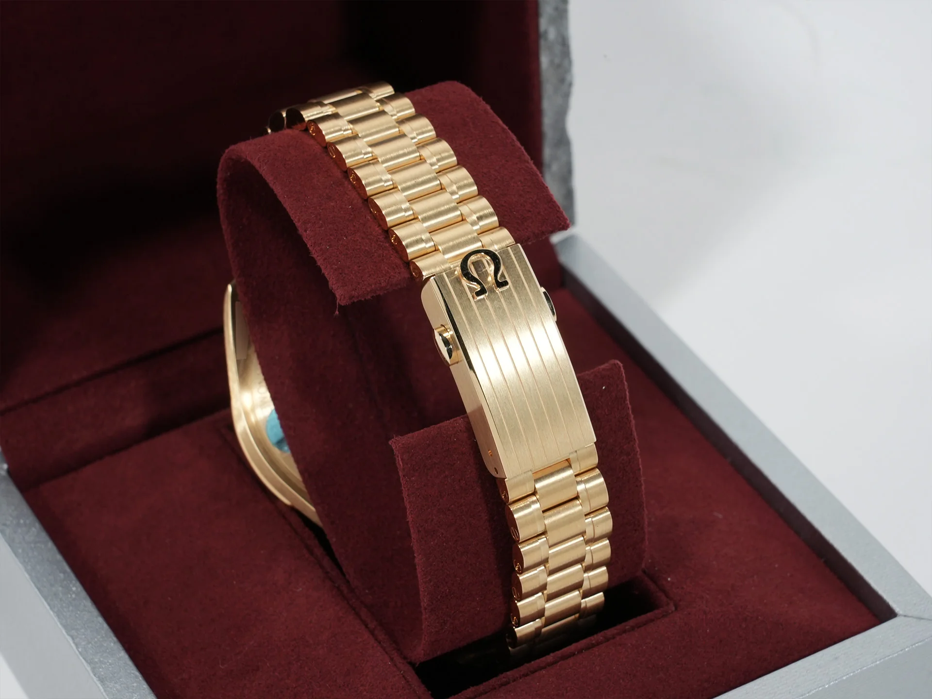 オメガ スピードマスター 記念モデル コーアクシャル マスター クロノメーター クロノグラフ 42MM Ref.310.60.42.50.99.001 ムーンシャインゴールド イエロー文字盤 未使用 5grijzsv - Image 7
