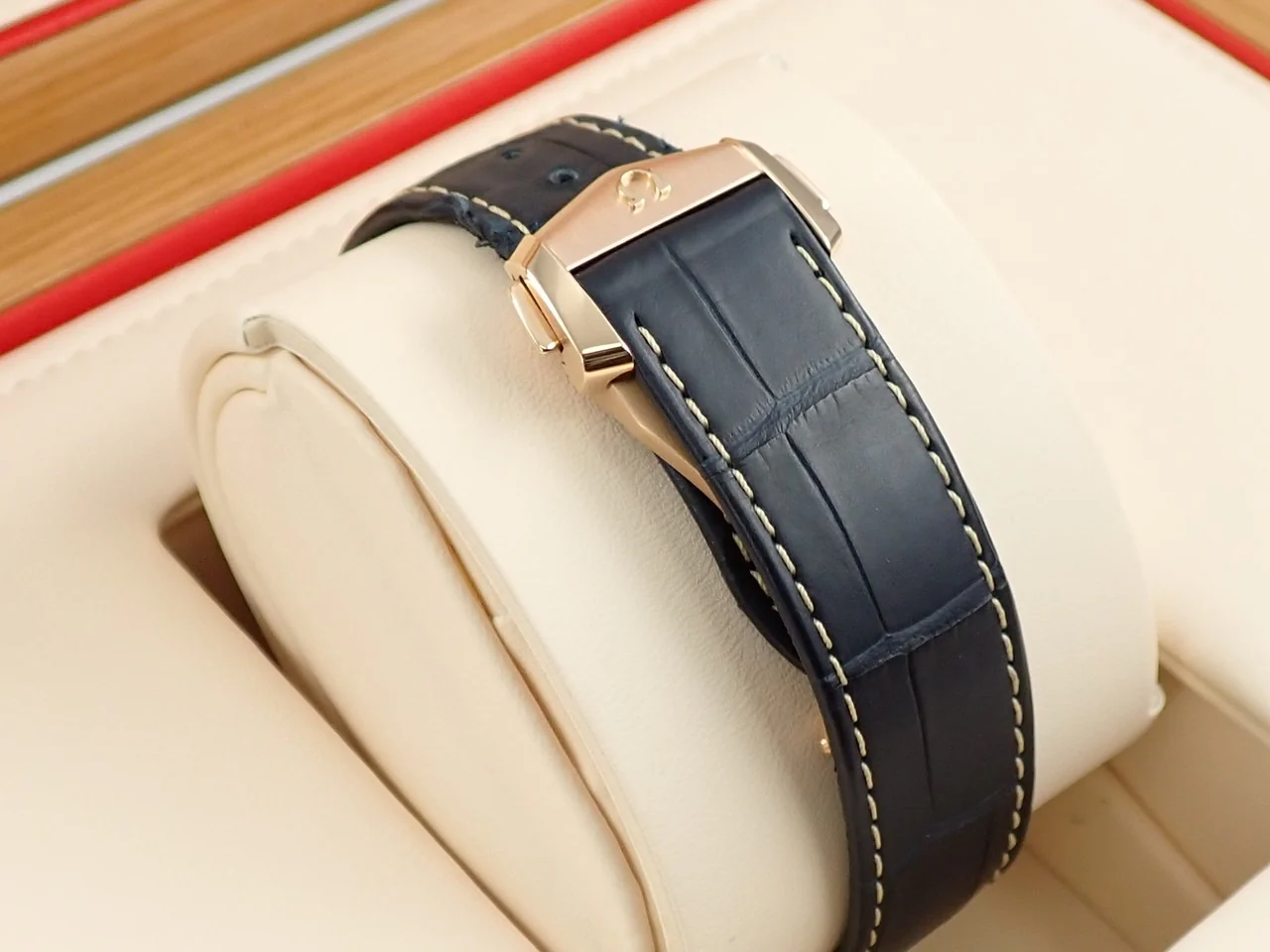 オメガ シーマスターアクアテラ GMT ワールドタイマー Ref.220.53.43.22.02.001 シルバー文字盤 中古 5KST0600 - Image 8