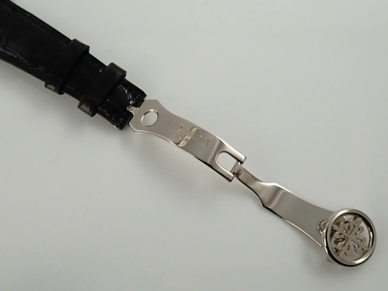 パテックフィリップ コンプリケーション ワールドタイム Ref.5110G-001 ホワイトゴールド シルバー文字盤 - Image 8
