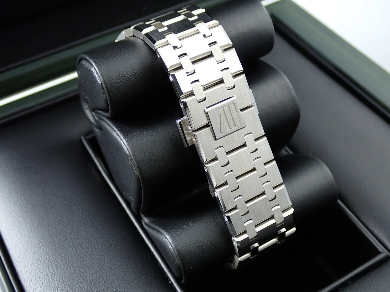 オーデマピゲ ロイヤルオーク クロノグラフ 50周年記念 Ref.26240ST.OO.1320ST.02 ステンレススチール ブラック文字盤 - Image 7