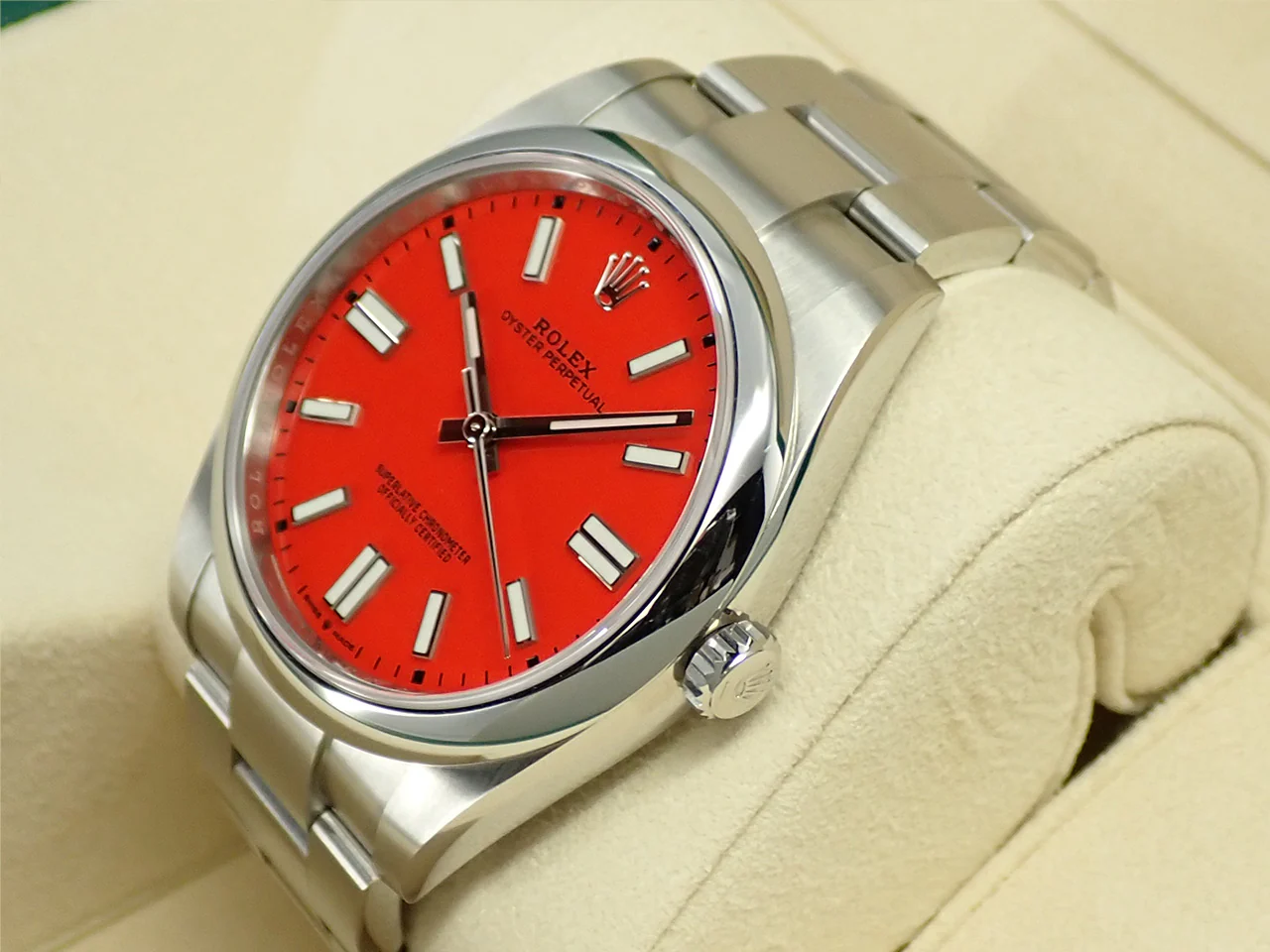 ロレックス オイスターパーペチュアル41 Ref.124300 ステンレススチール コーラルレッド文字盤 - Image 4