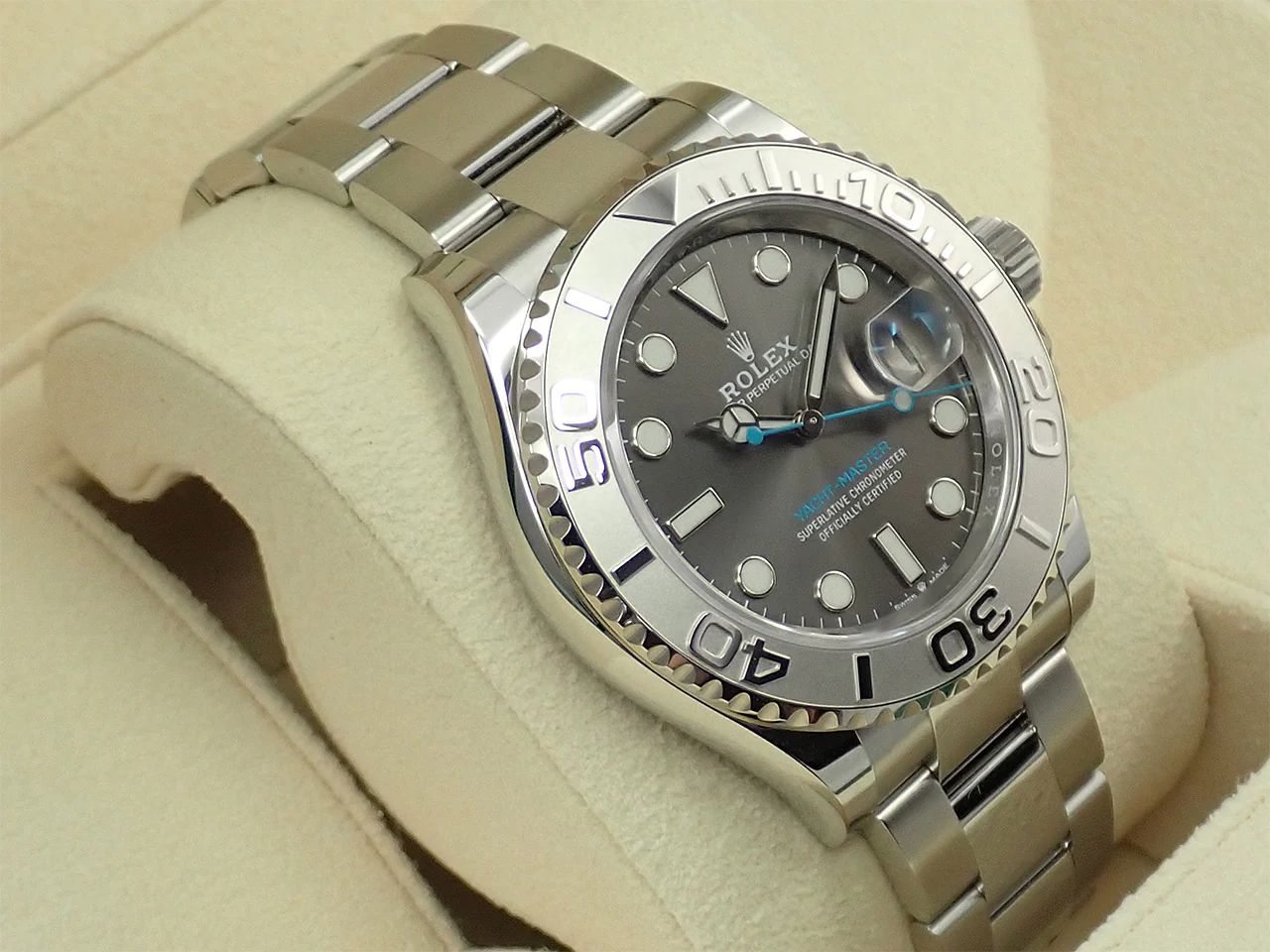 ロレックス ヨットマスター40 Ref.126622 ステンレススチール/プラチナ スレート文字盤 - Image 4
