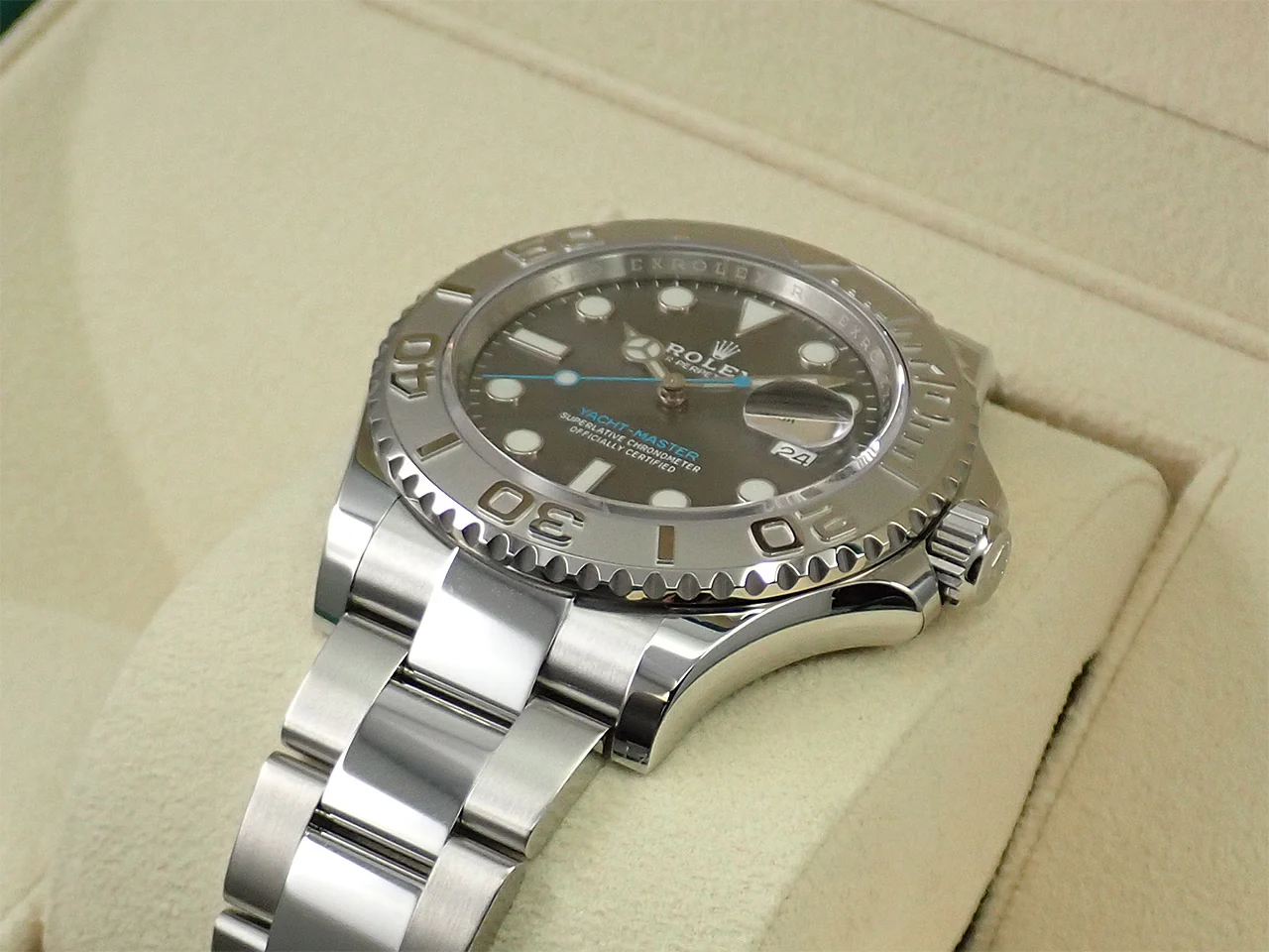 ロレックス ヨットマスター40 Ref.126622 ステンレススチール/プラチナ スレート文字盤 - Image 6