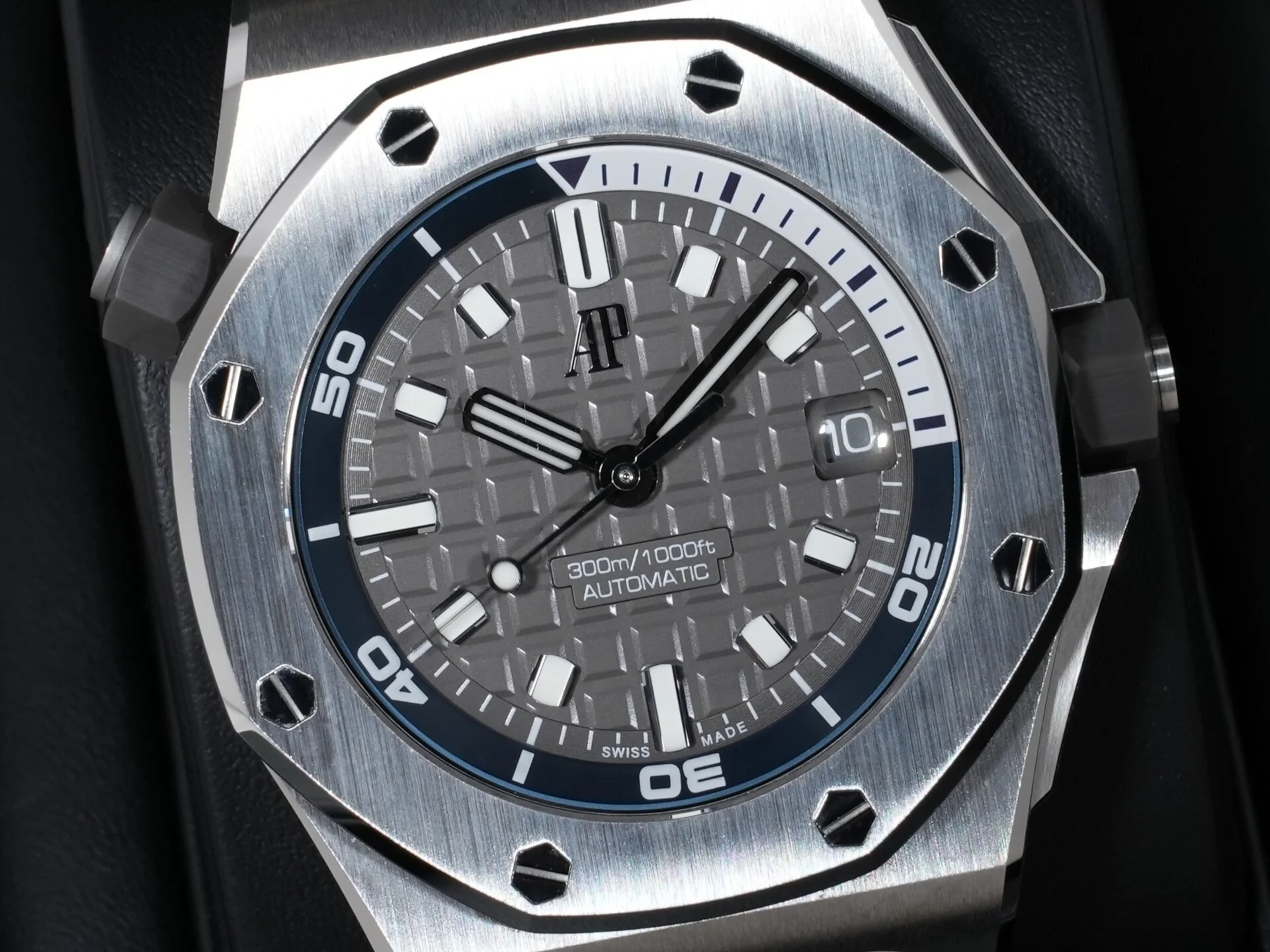 オーデマピゲ ロイヤルオーク オフショア ダイバー Ref.15720ST.OO.A009CA.01 ステンレススチール グレー文字盤 - Image 3
