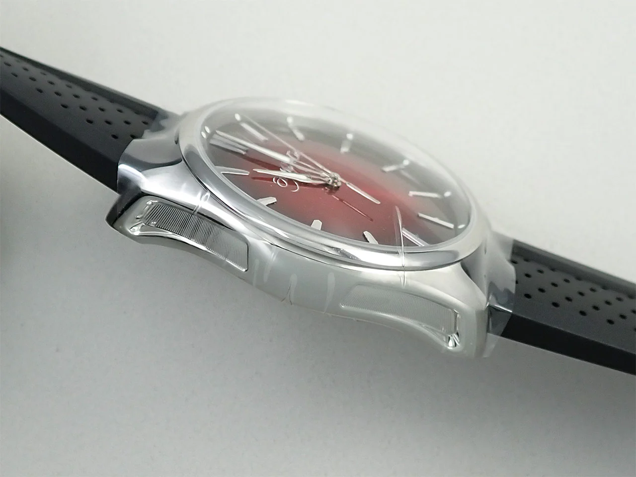 H.モーザー パイオニアセンターセコンド Ref.3200-1207 レッド・フュメ文字盤 未使用 6X45AKLX - Image 5