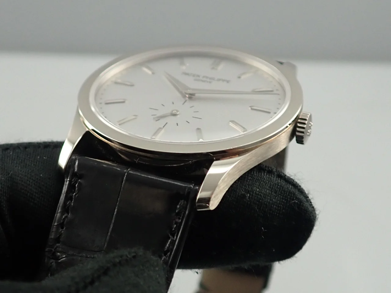 パテックフィリップ カラトラバ Ref.5196G-001 ホワイトゴールド シルバー文字盤 - Image 6