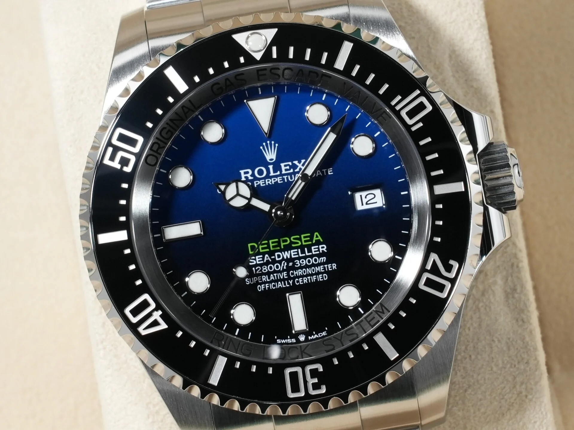 ロレックス シードゥエラー ディープシー Ref.126660 ステンレススチール D-BLUE文字盤 美中古 73z6pftg - Image 3