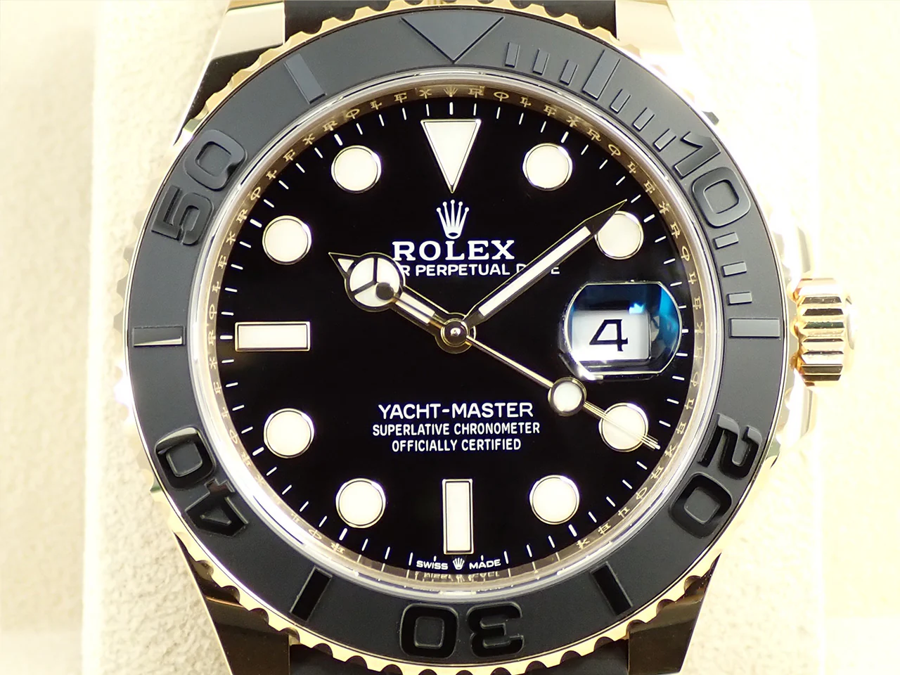 ロレックス ヨットマスター42 Ref.226658 イエローゴールド ブラック文字盤 - Image 3