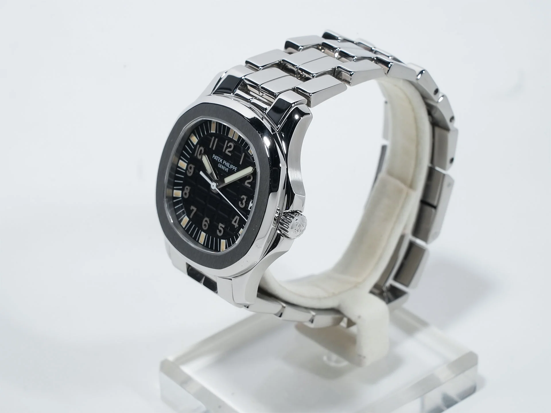 パテックフィリップ アクアノート ミディアム Ref.5066/1A-001 ステンレススチール ブラック文字盤 中古 7d5b3msp - Image 4