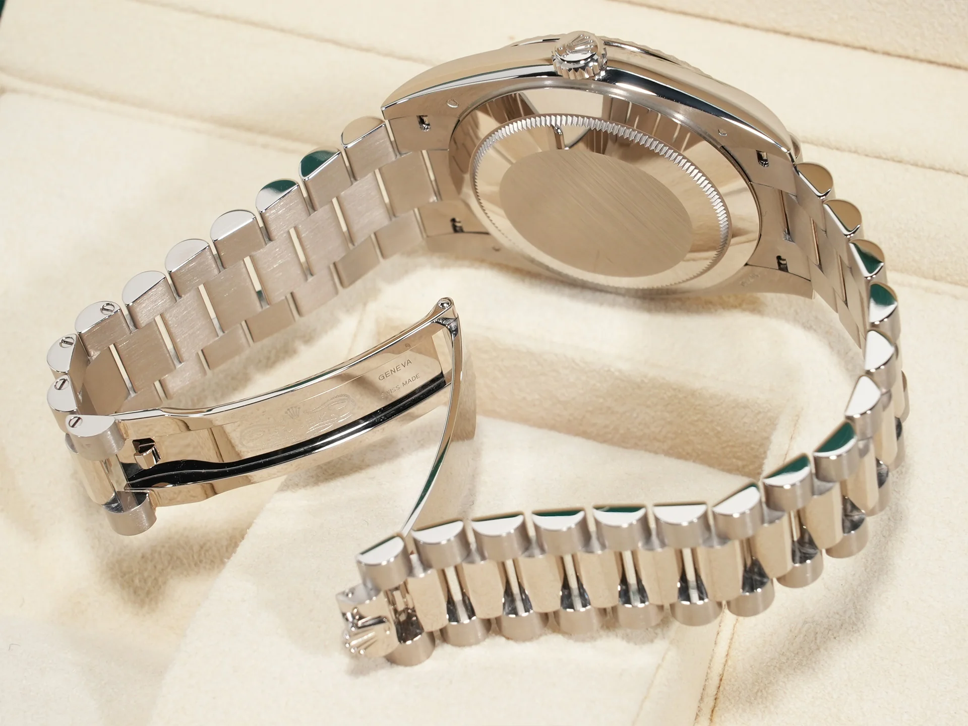 ロレックス デイデイト40 Ref.228239 ホワイトゴールド パヴェダイヤモンド文字盤 未使用 7epn2ot5 - Image 7