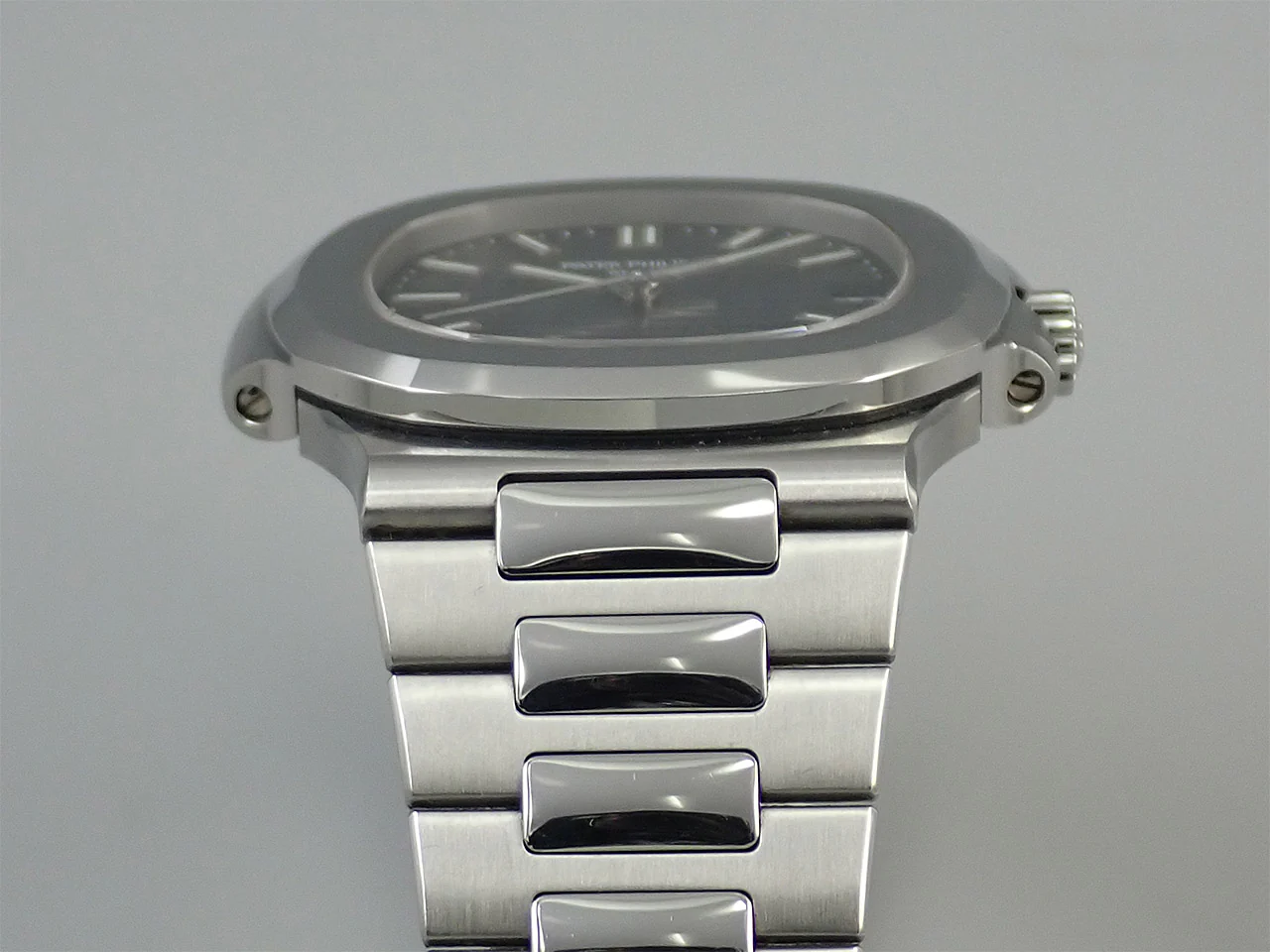 パテックフィリップ ノーチラス Ref.5711/1A-010 ステンレススチール ブルー文字盤 - Image 6