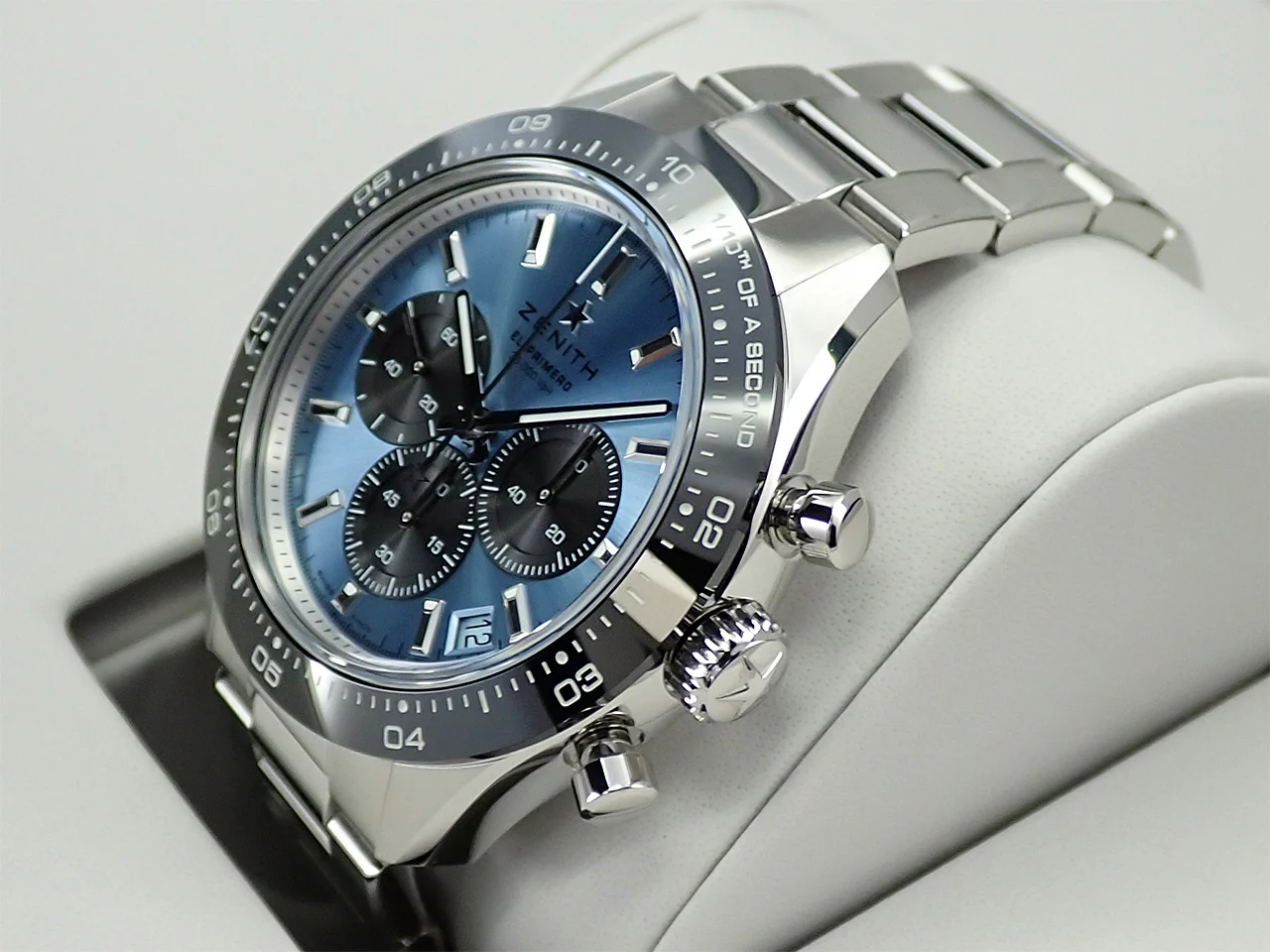 ゼニス クロノマスター スポーツ ヨシダ スペシャル エディション Ref.03.3104.3600/54.M3100 アクアブルー文字盤 未使用 7MY6Y5Z1 - Image 4