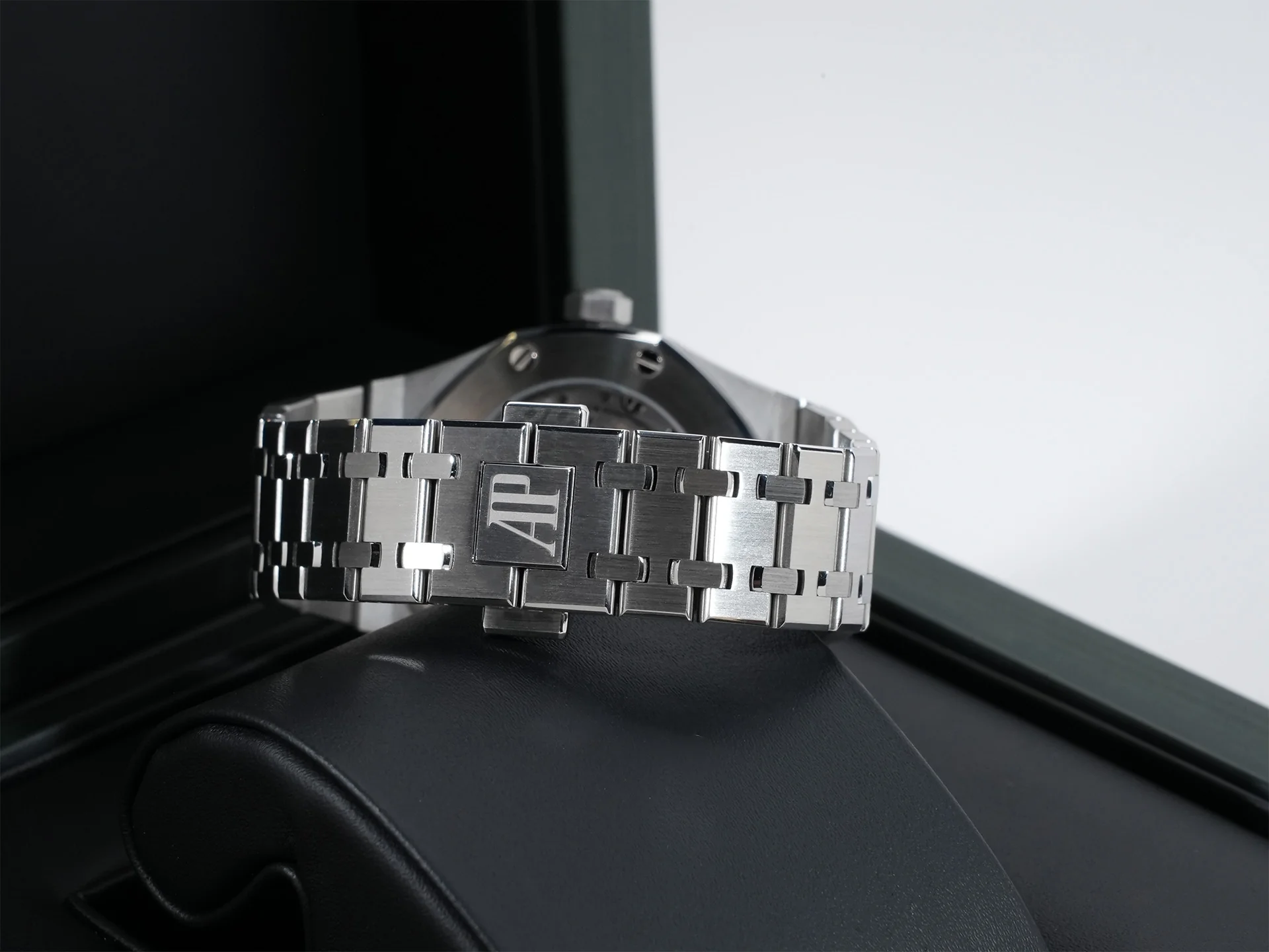 オーデマピゲ ロイヤルオーク 50周年記念 Ref.15550ST.OO.1356ST.03 ステンレススチール グレー文字盤 - Image 7