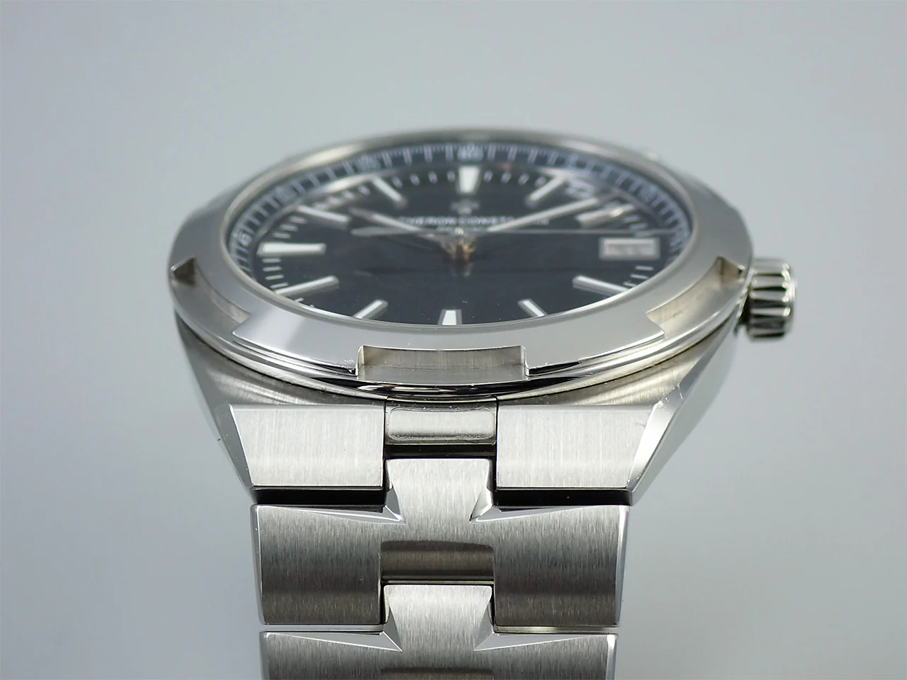ヴァシュロンコンスタンタン オーヴァーシーズ Ref.4500V/110A-B128 ブルー文字盤 中古 7WMVXWYM - Image 6