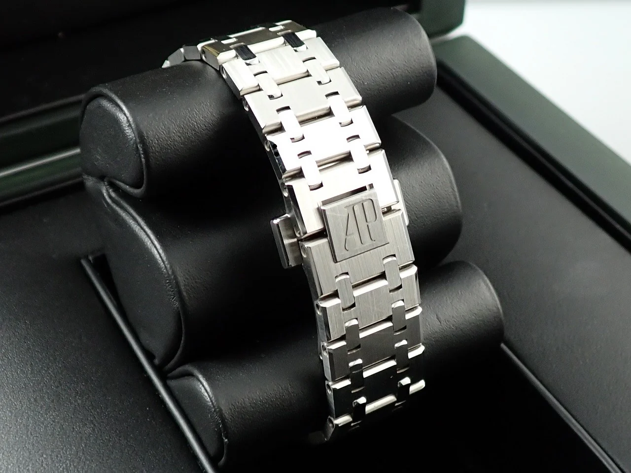 オーデマピゲ ロイヤルオーク 50周年記念 Ref.15550ST.OO.1356ST.02 ステンレススチール ブルー文字盤 - Image 8