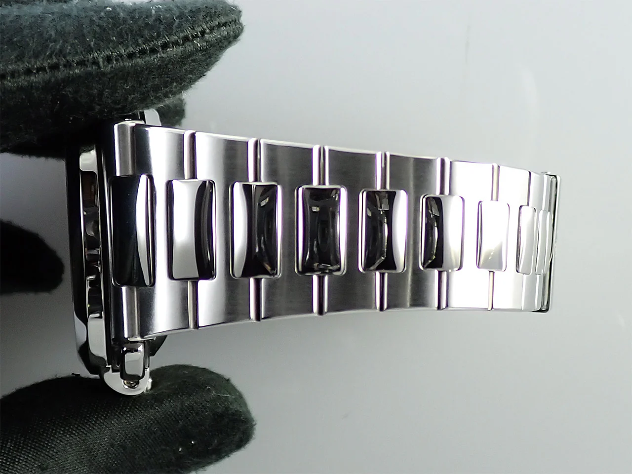 パテックフィリップ ノーチラス クロノグラフ Ref.5980/1A-001 ステンレススチール ブルー文字盤 - Image 9