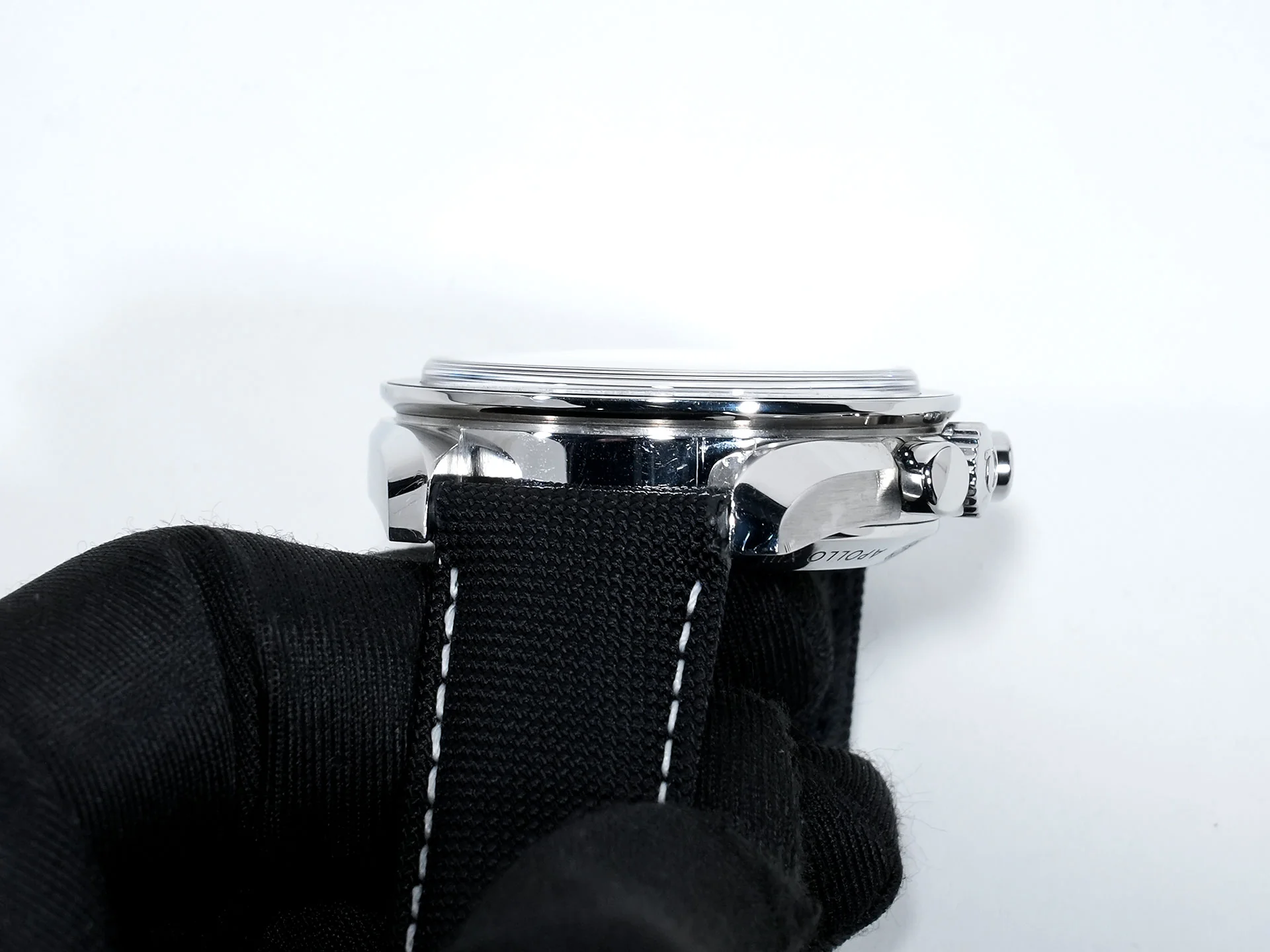 オメガ スピードマスター スヌーピー Ref.311.32.42.30.04.003 ステンレススチール ホワイト文字盤 中古 88w8c4zt - Image 6