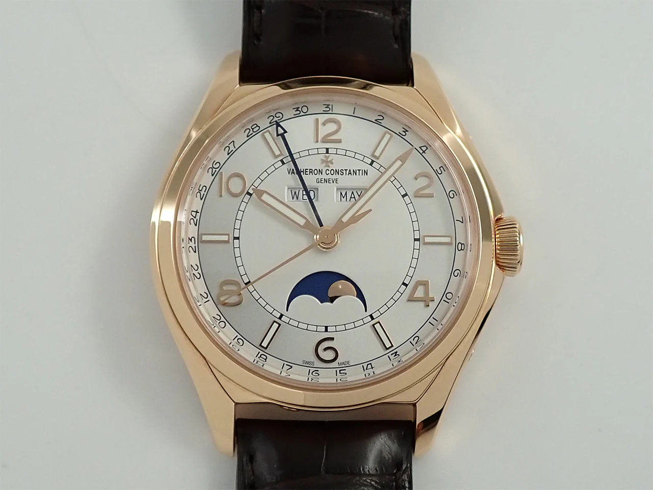 ヴァシュロンコンスタンタン フィフティーシックス コンプリートカレンダー Ref.4000E/000R-B438 シルバー文字盤 中古 8HRLZRJZ - Image 2