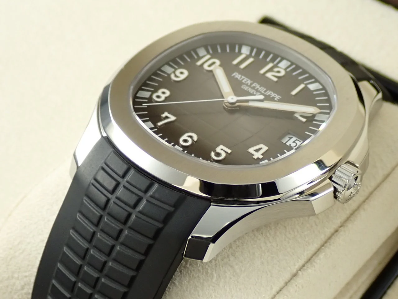 パテックフィリップ アクアノート Ref.5167A-001 ステンレススチール ブラック文字盤 - Image 6
