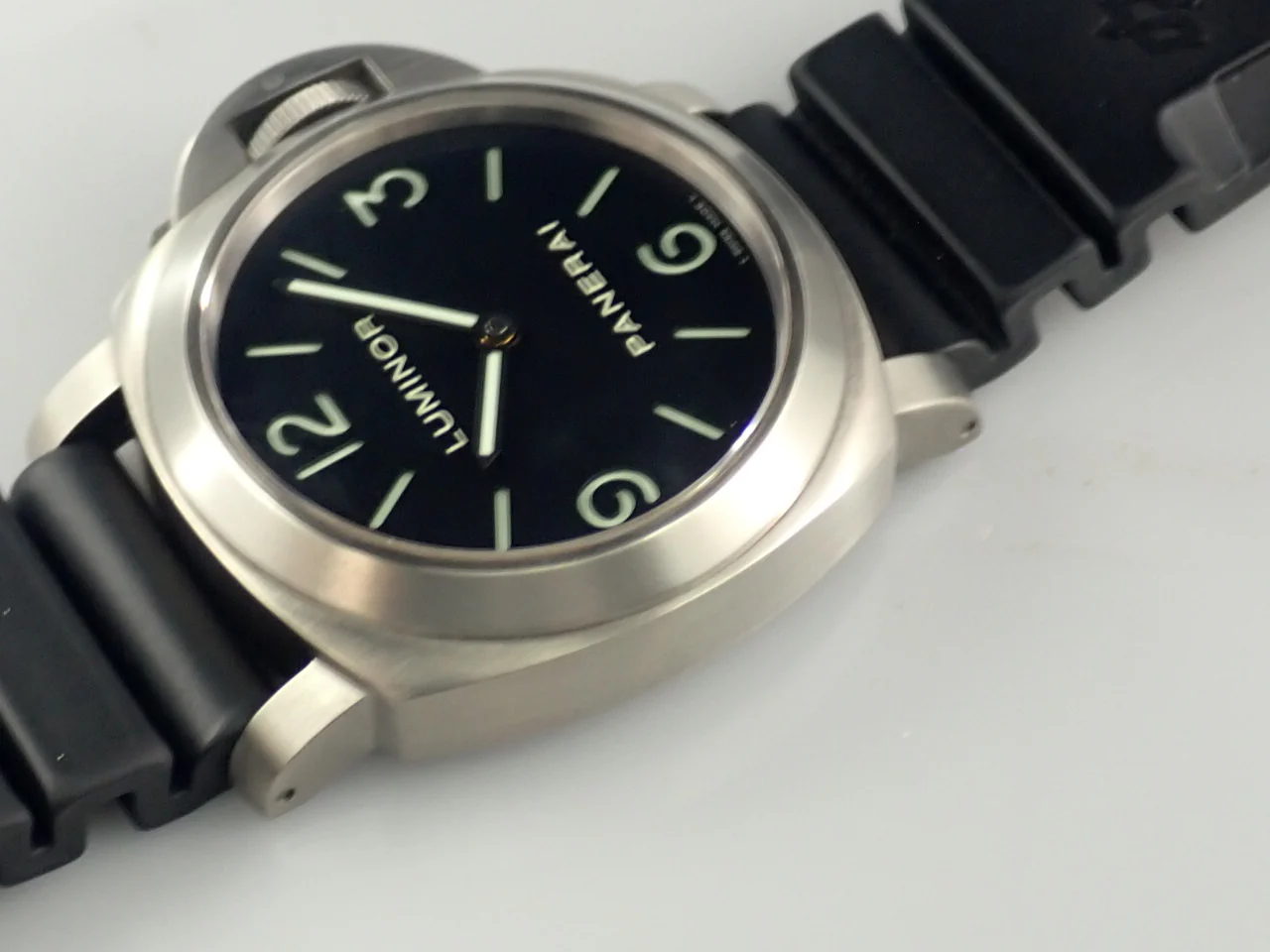 パネライ ルミノール ベース Ref.PAM00176 ブラック文字盤 中古 8JX41US2 - Image 5