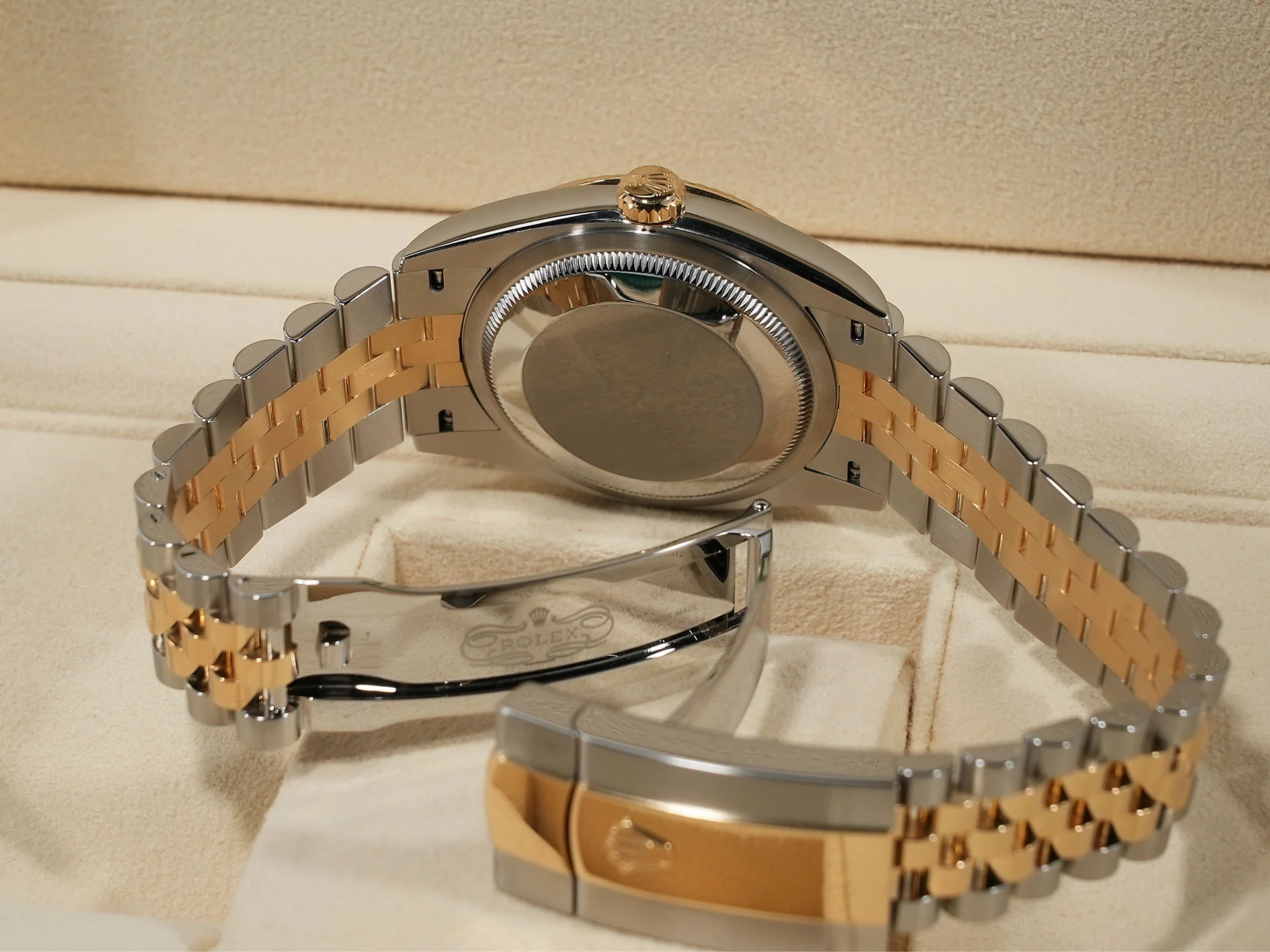ロレックス デイトジャスト36 Ref.126233G ステンレススチール/イエローゴールド シャンパンフルーテッドモチーフ文字盤 ジュビリーブレスレット - Image 8